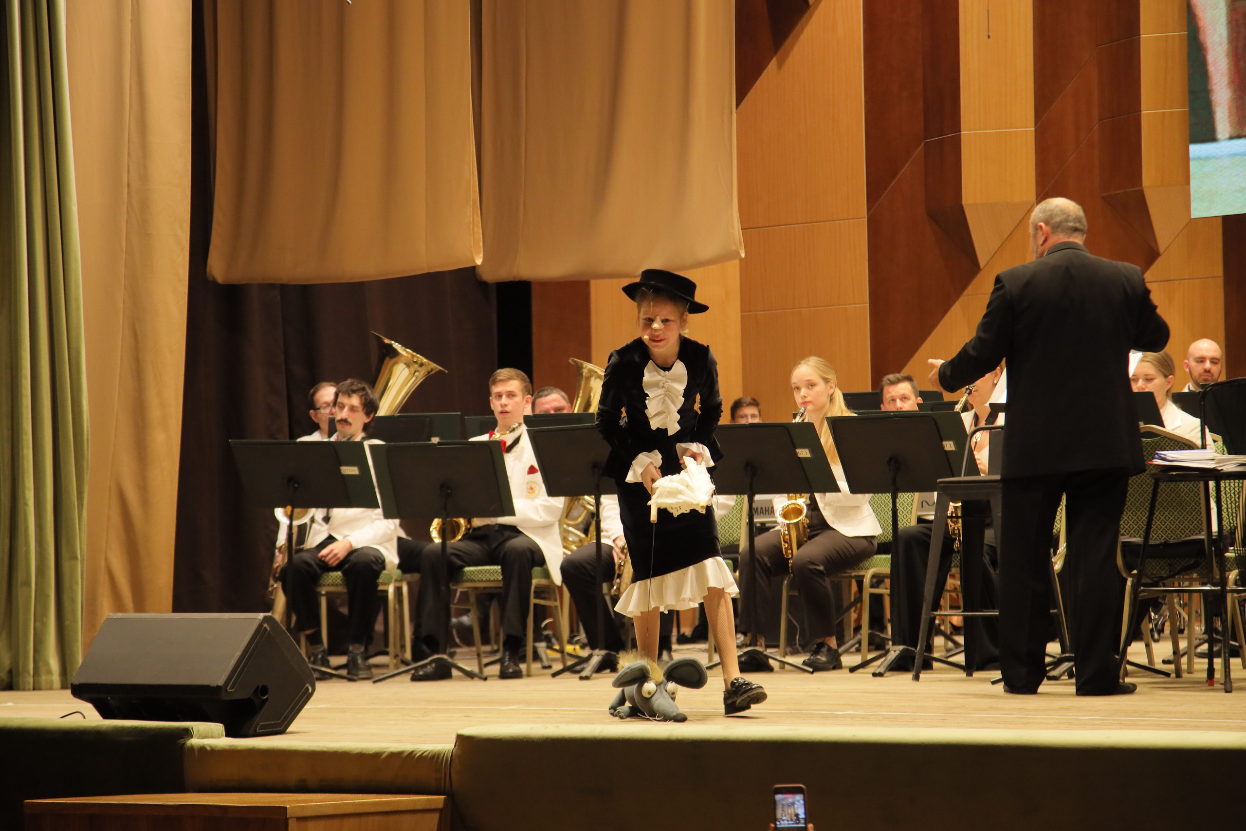 Отчётный концерт в филармонии. Фотограф, видеограф