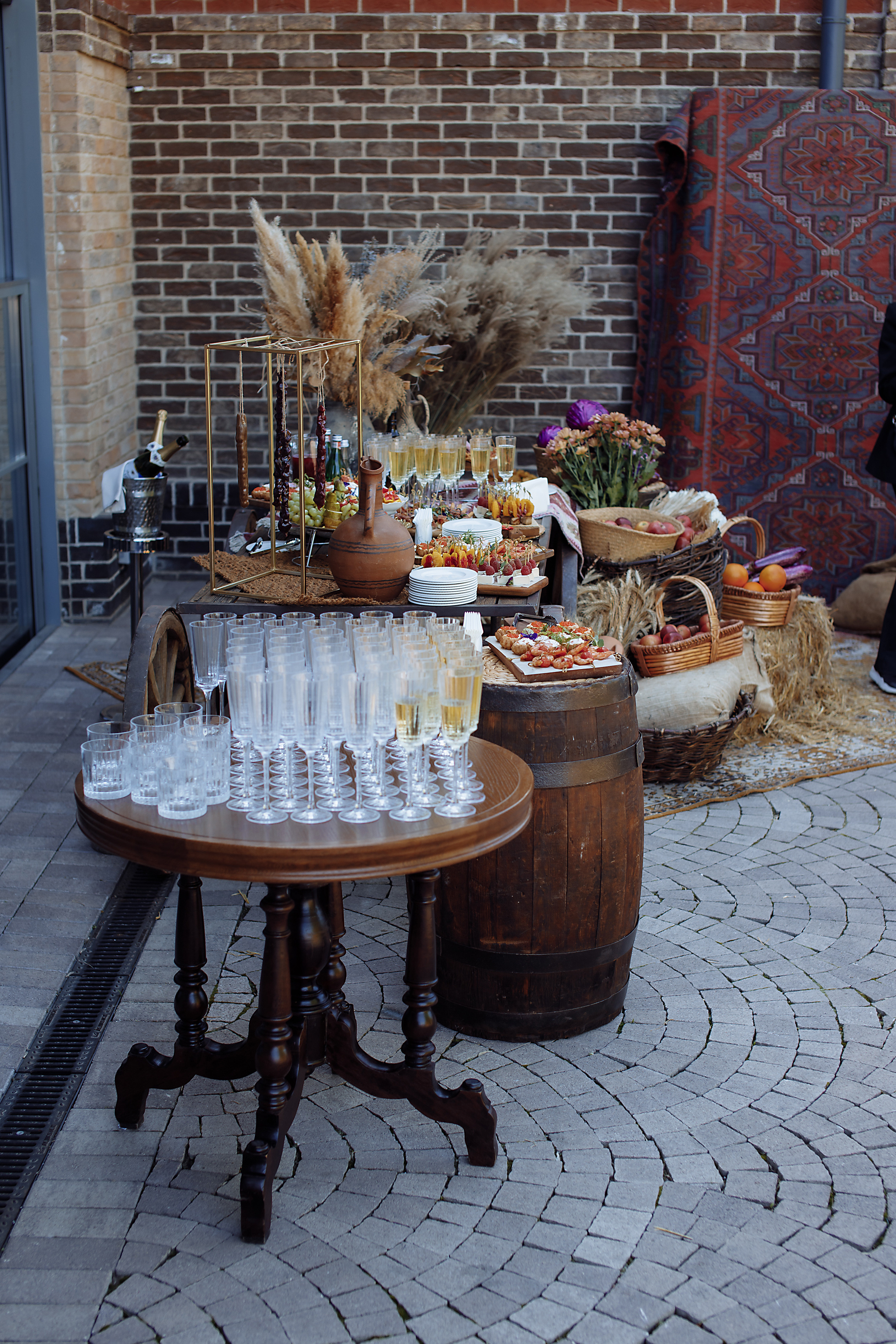 Работа декоратора. Фотограф, видеограф