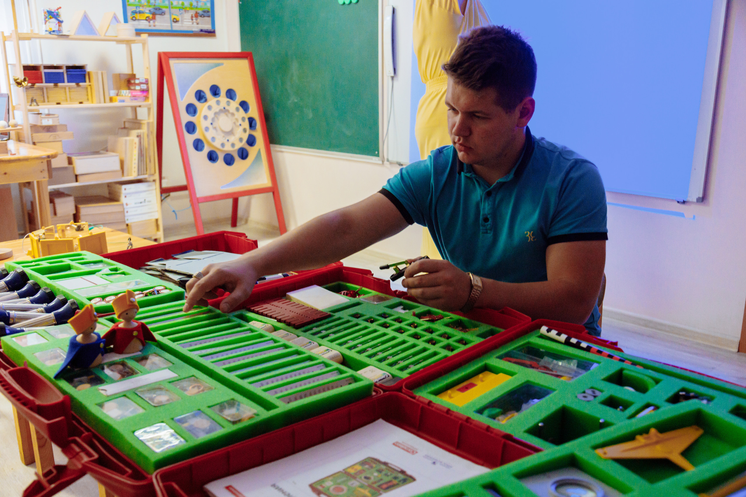 Детский обучающий центр. Фотограф, видеограф