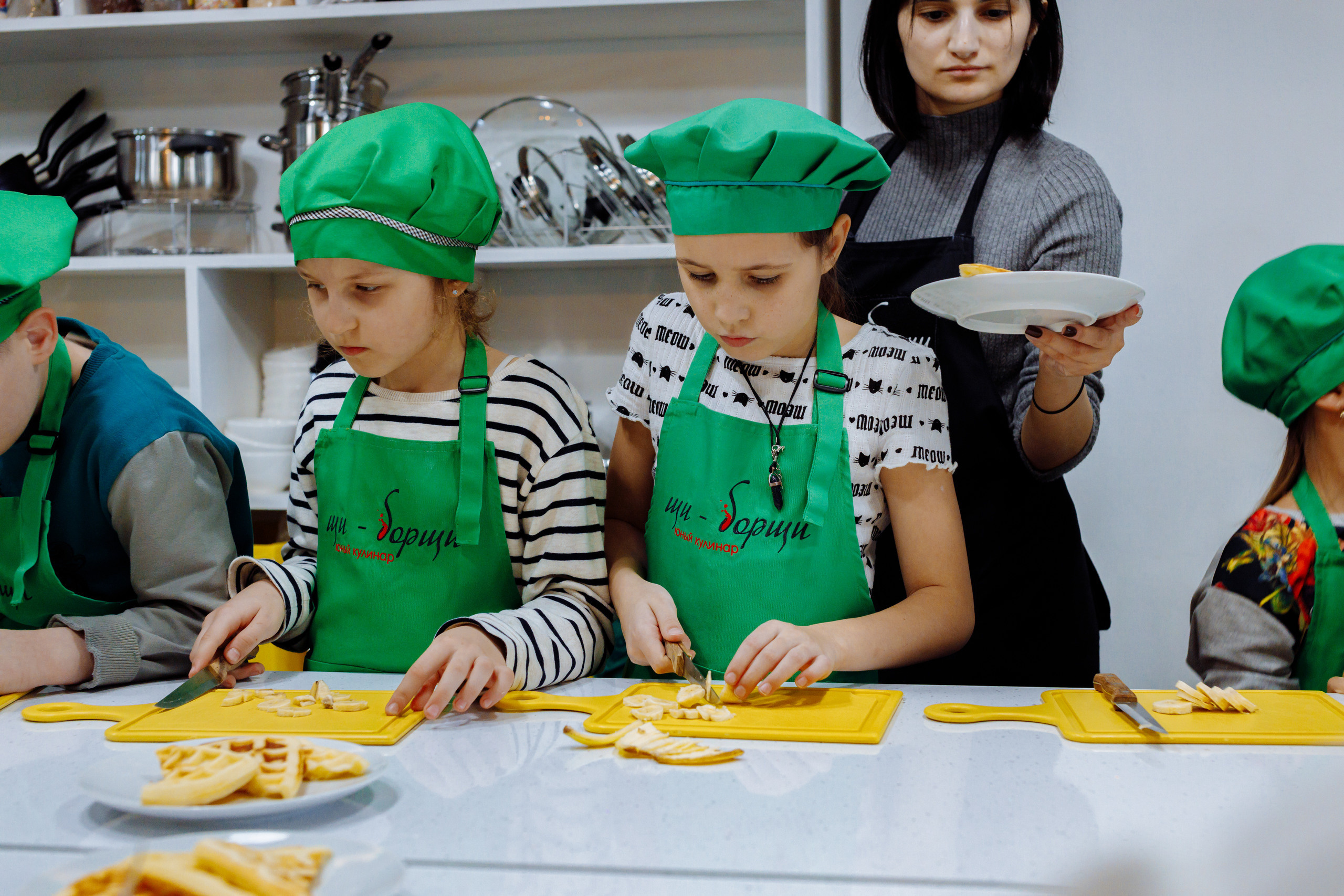 Внеклассное детское мероприятие. Фотограф, видеограф