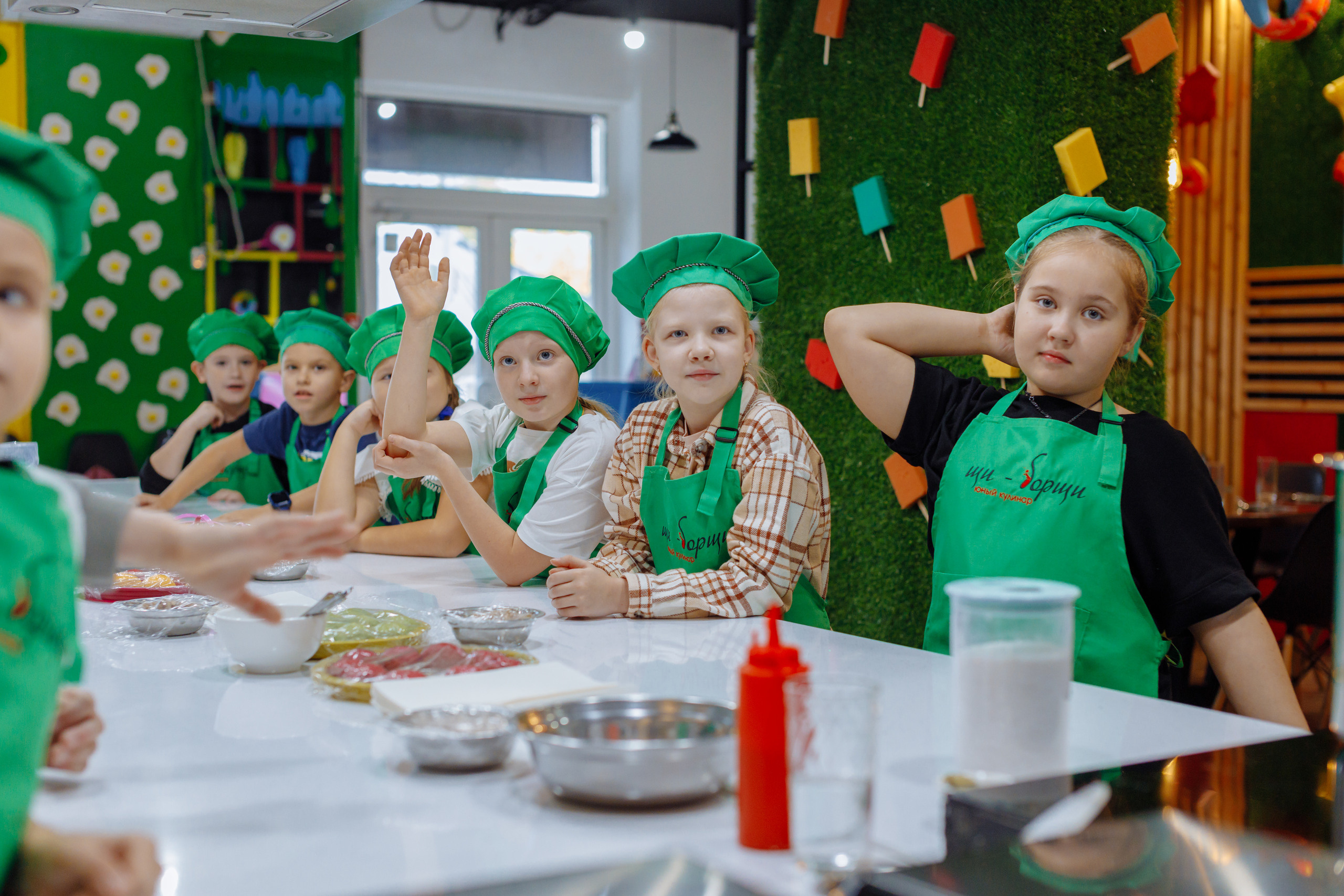 Внеклассное детское мероприятие. Фотограф, видеограф