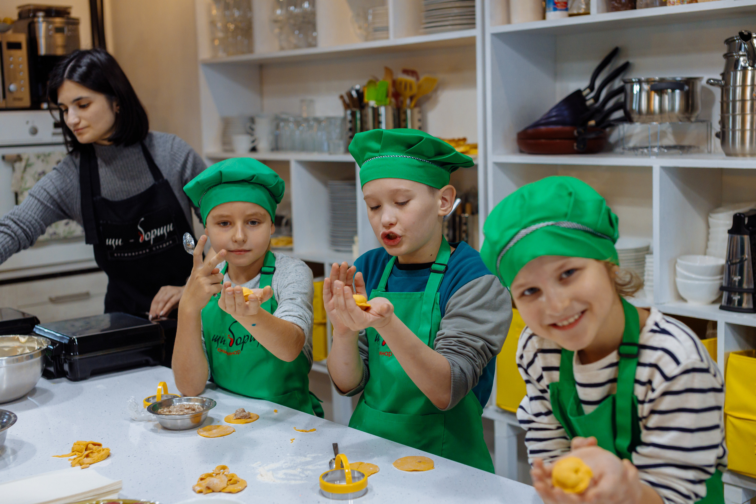 Внеклассное детское мероприятие. Фотограф, видеограф