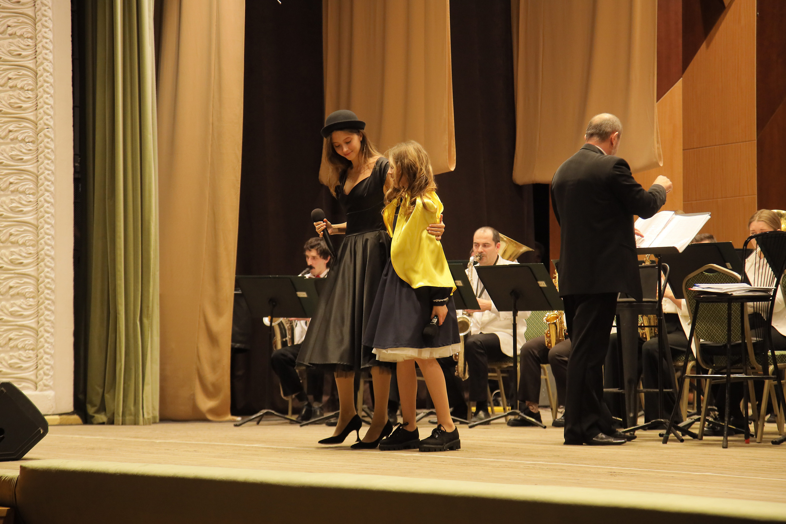 Отчётный концерт в филармонии. Фотограф, видеограф