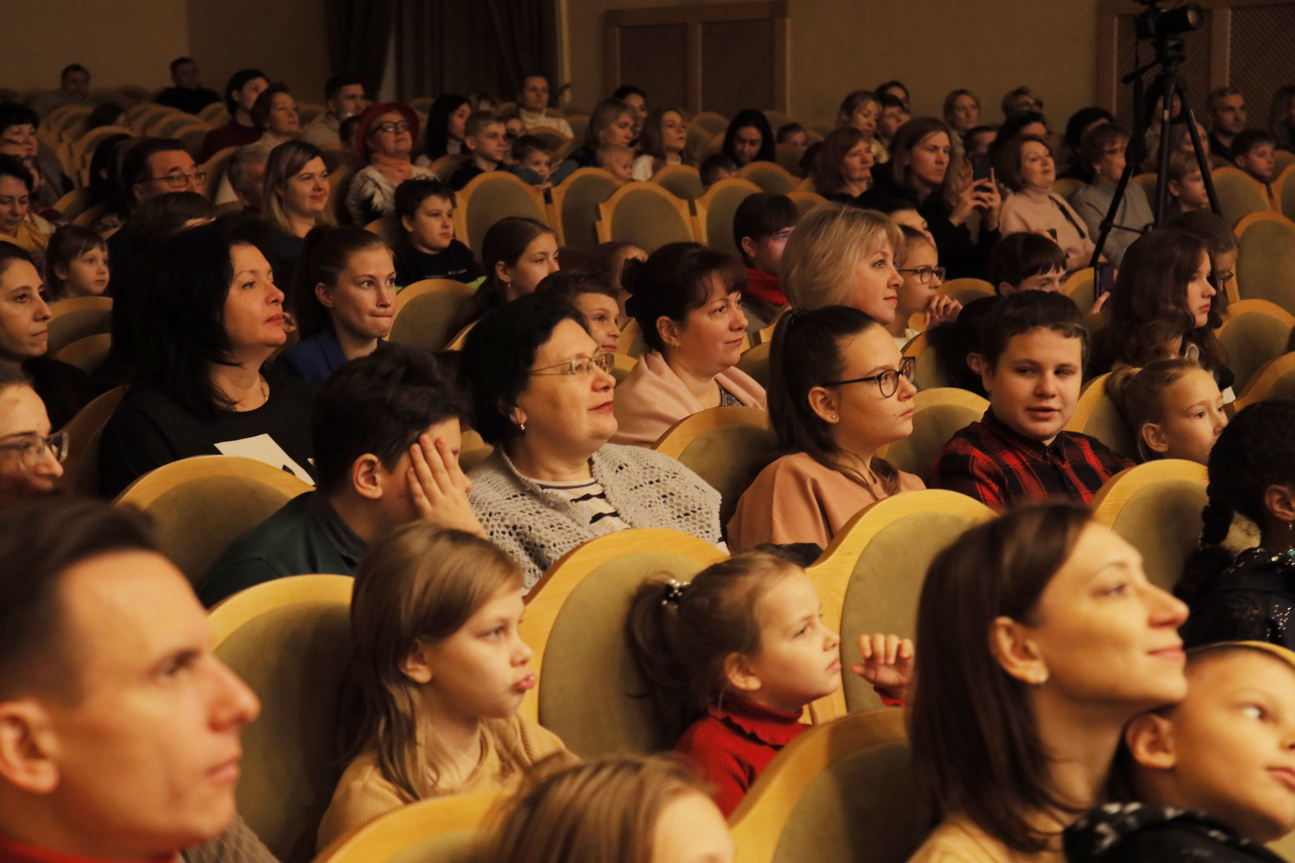 Отчётный концерт в филармонии. Фотограф, видеограф