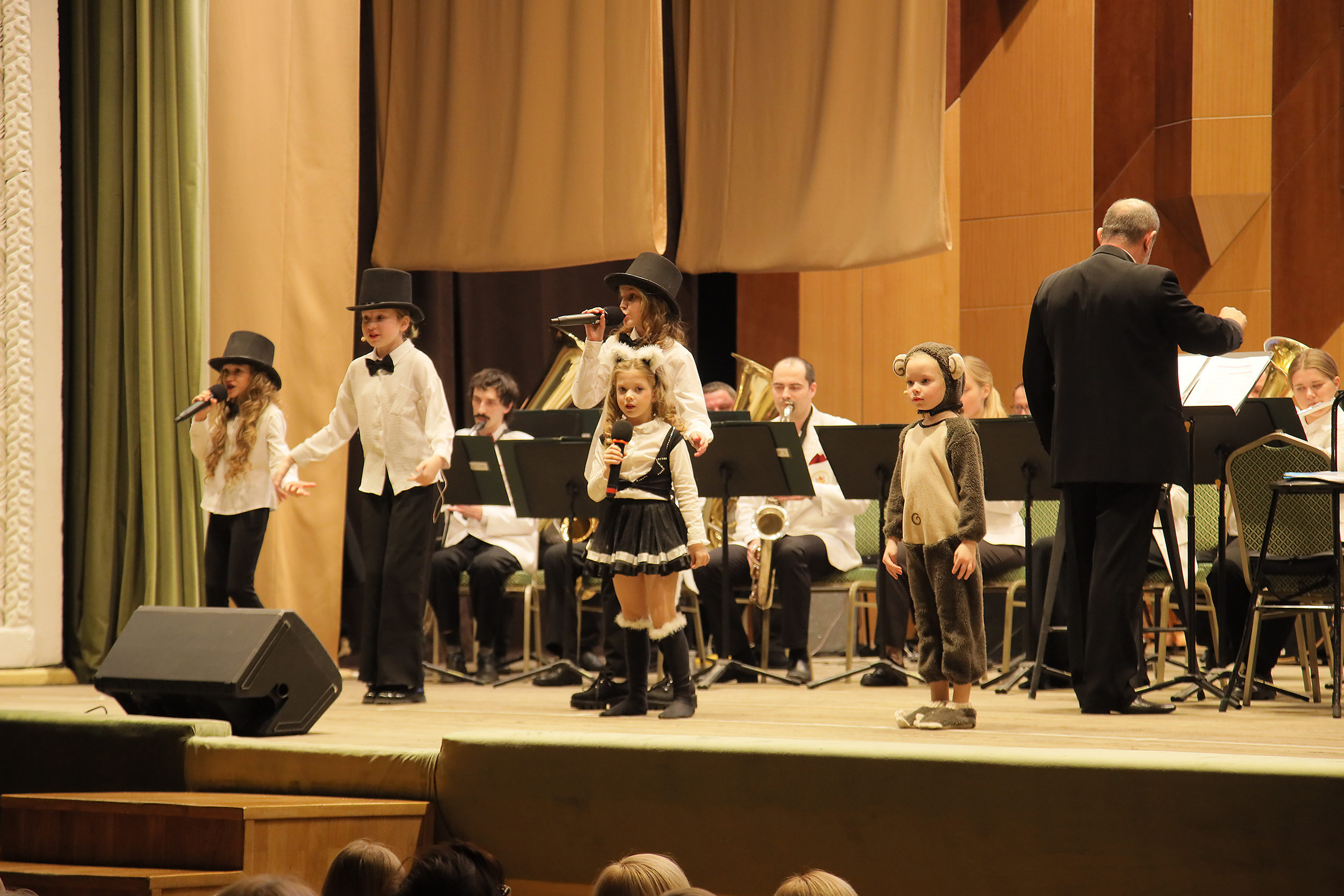 Отчётный концерт в филармонии. Фотограф, видеограф