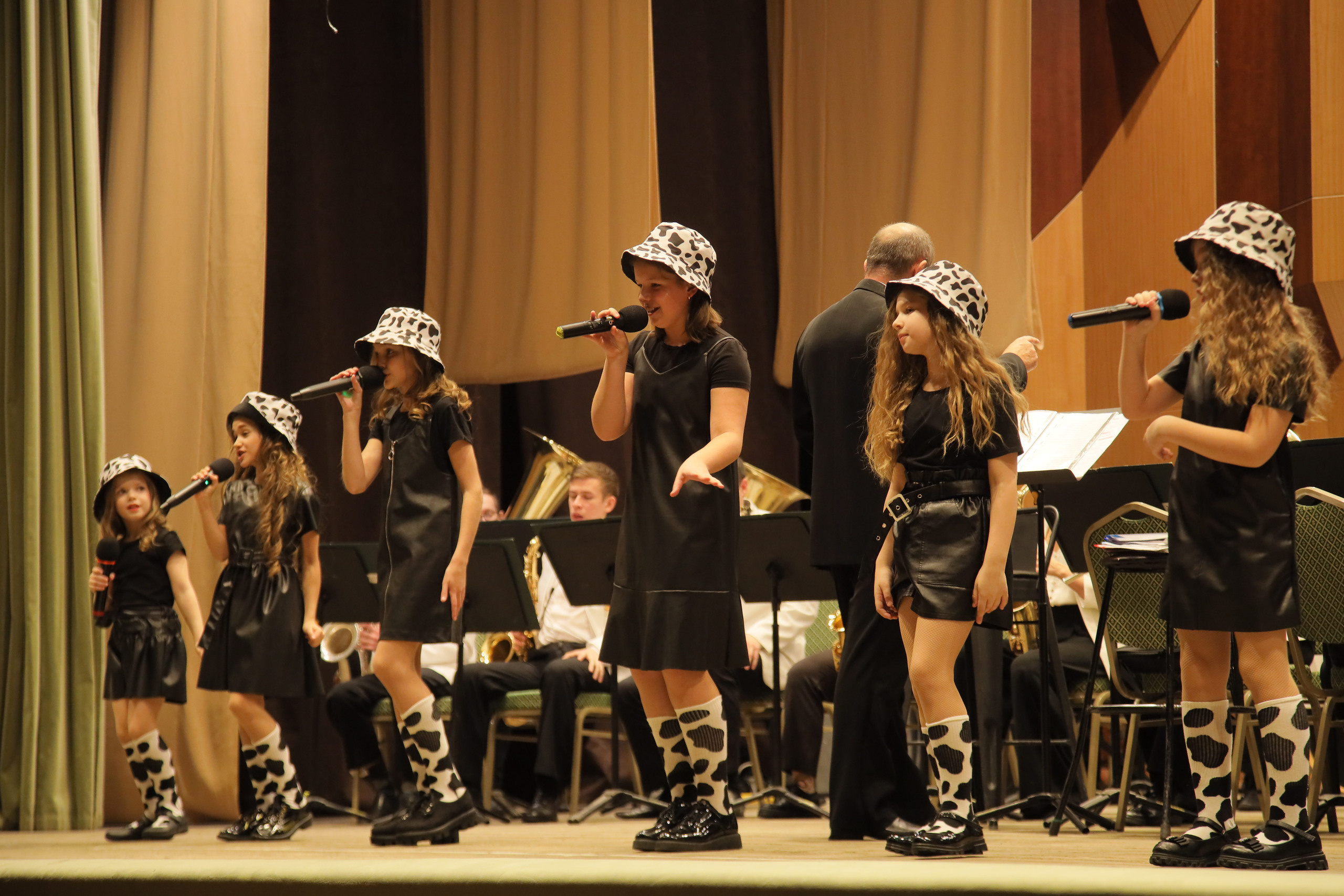 Отчётный концерт в филармонии. Фотограф, видеограф