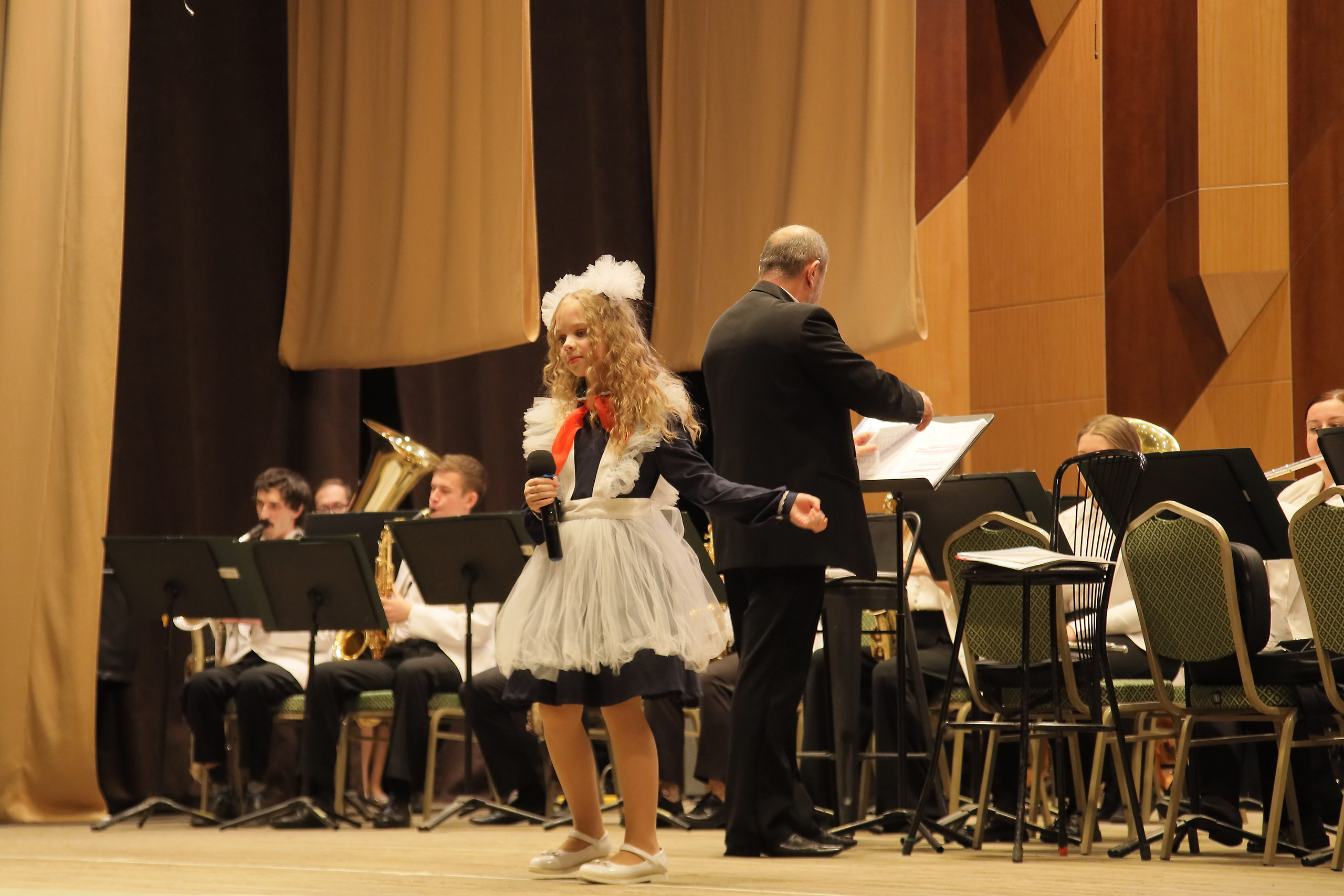 Отчётный концерт в филармонии. Фотограф, видеограф