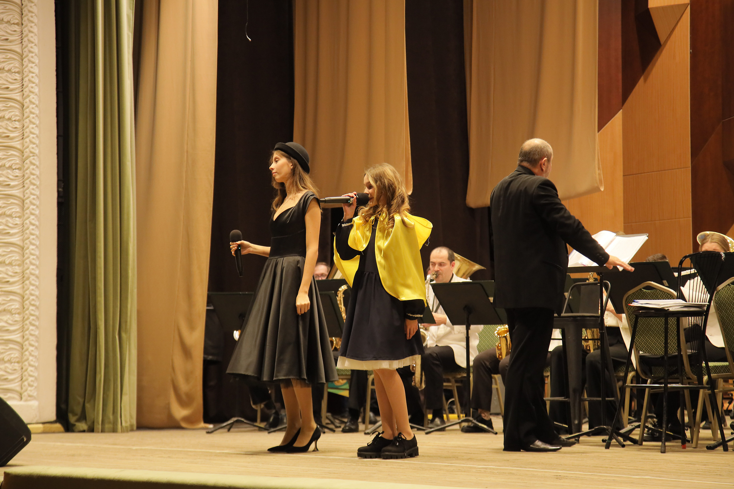 Отчётный концерт в филармонии. Фотограф, видеограф