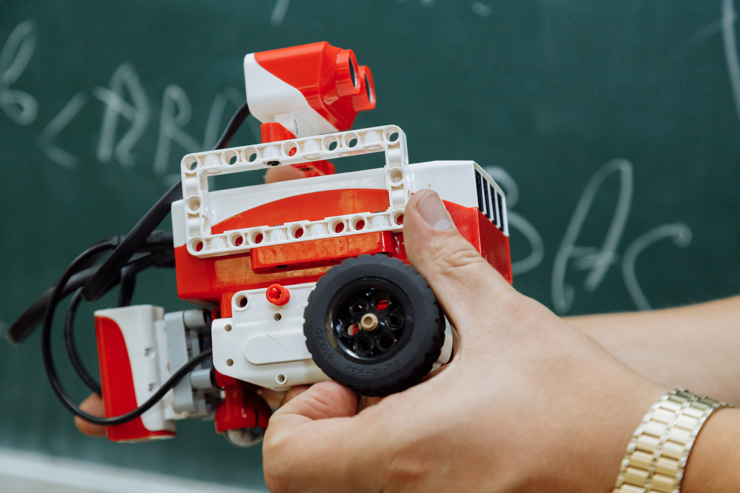 Детский обучающий центр. Фотограф, видеограф