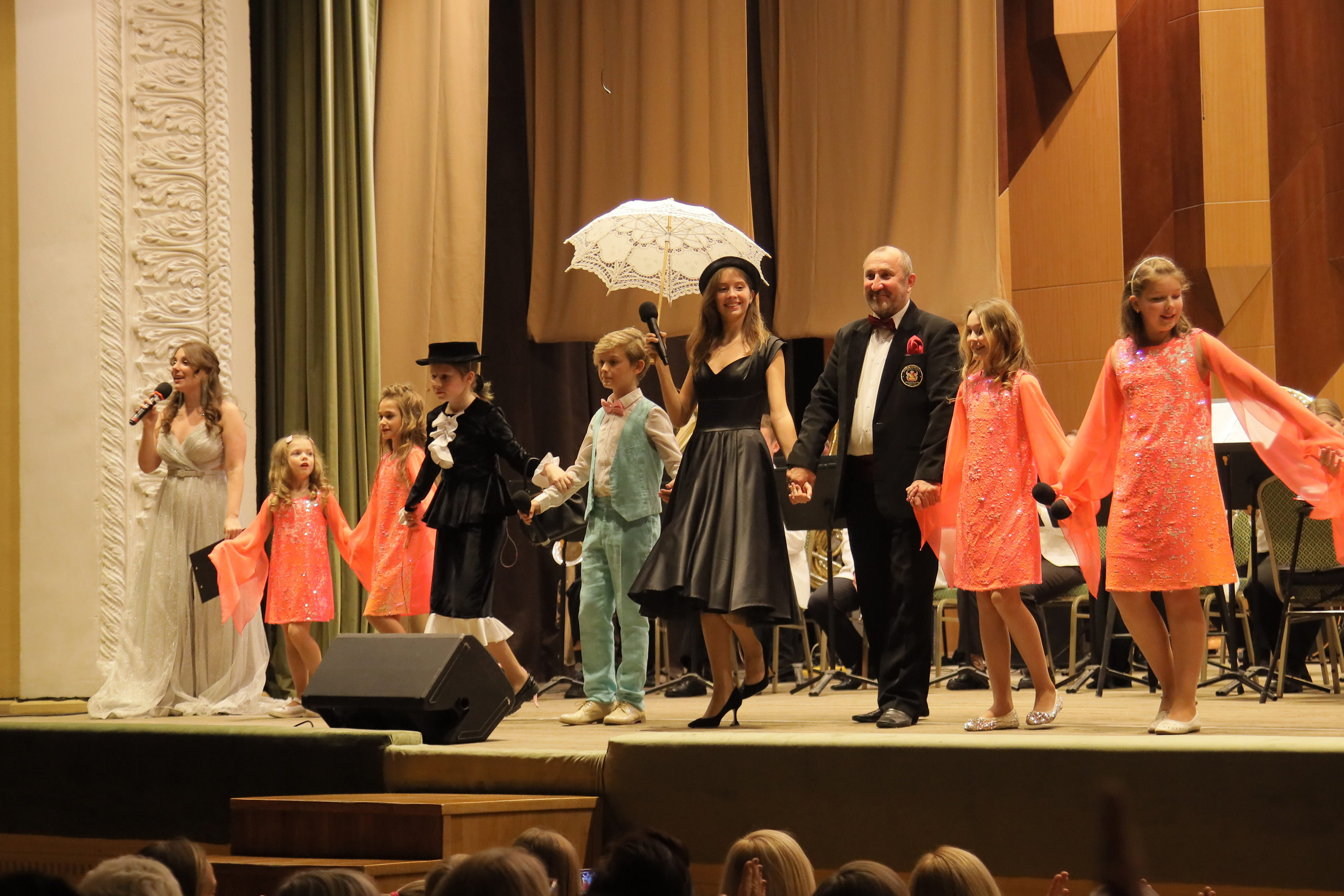 Отчётный концерт в филармонии. Фотограф, видеограф