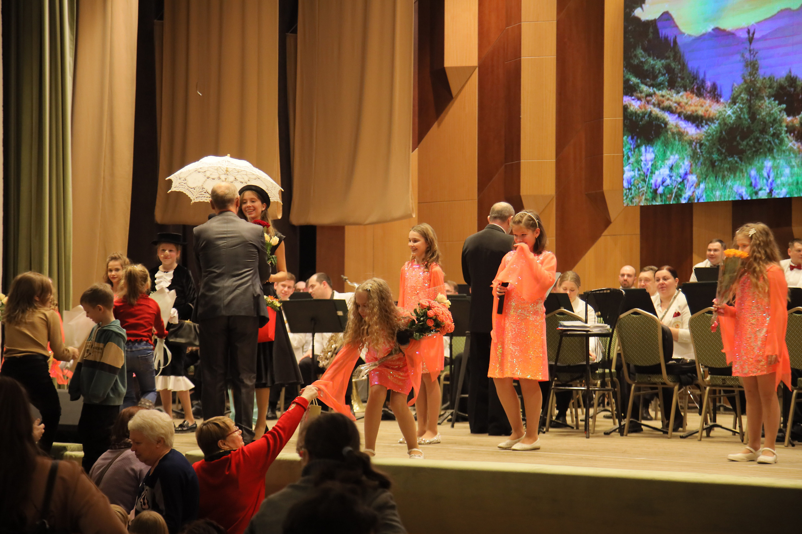 Отчётный концерт в филармонии. Фотограф, видеограф