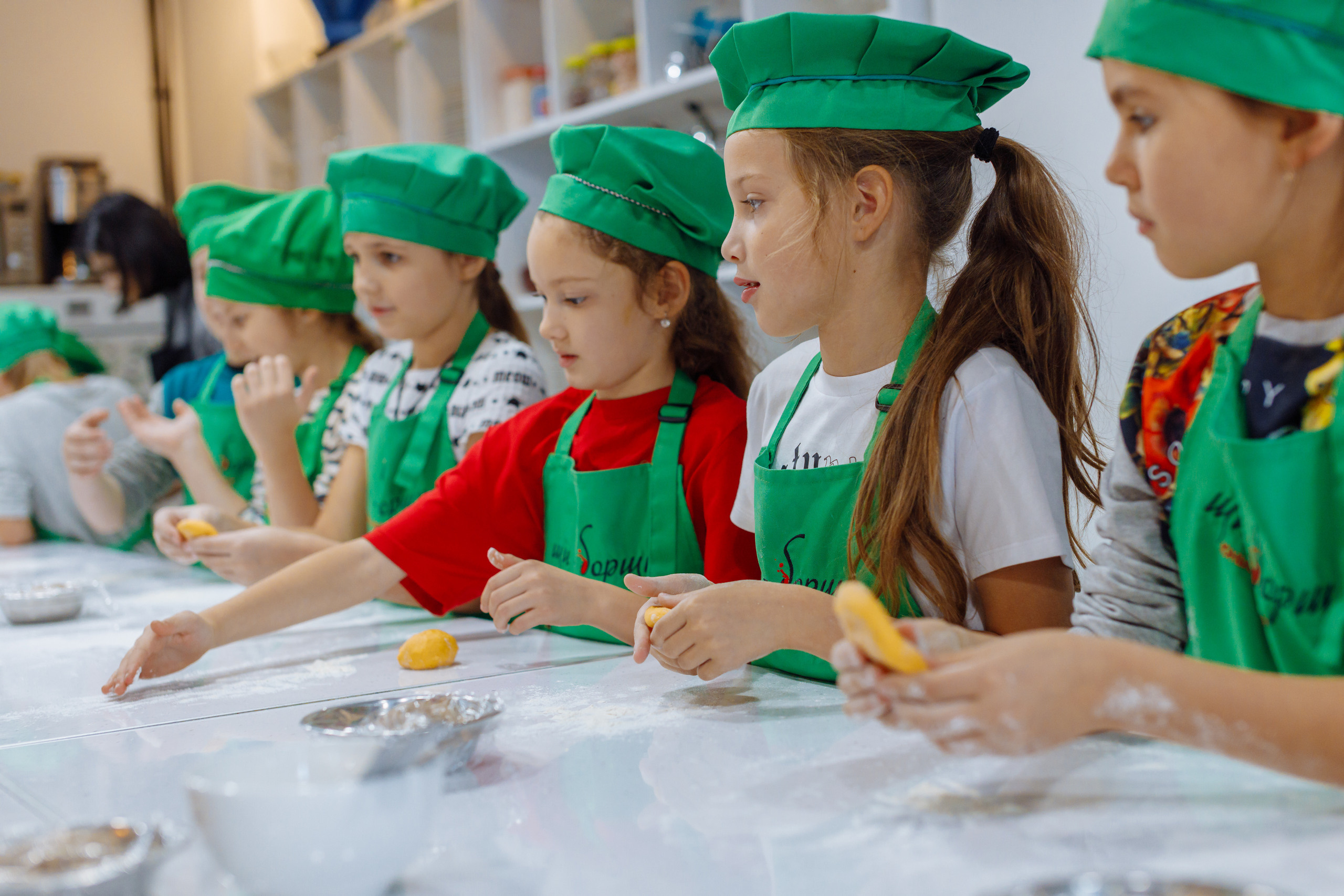 Внеклассное детское мероприятие. Фотограф, видеограф