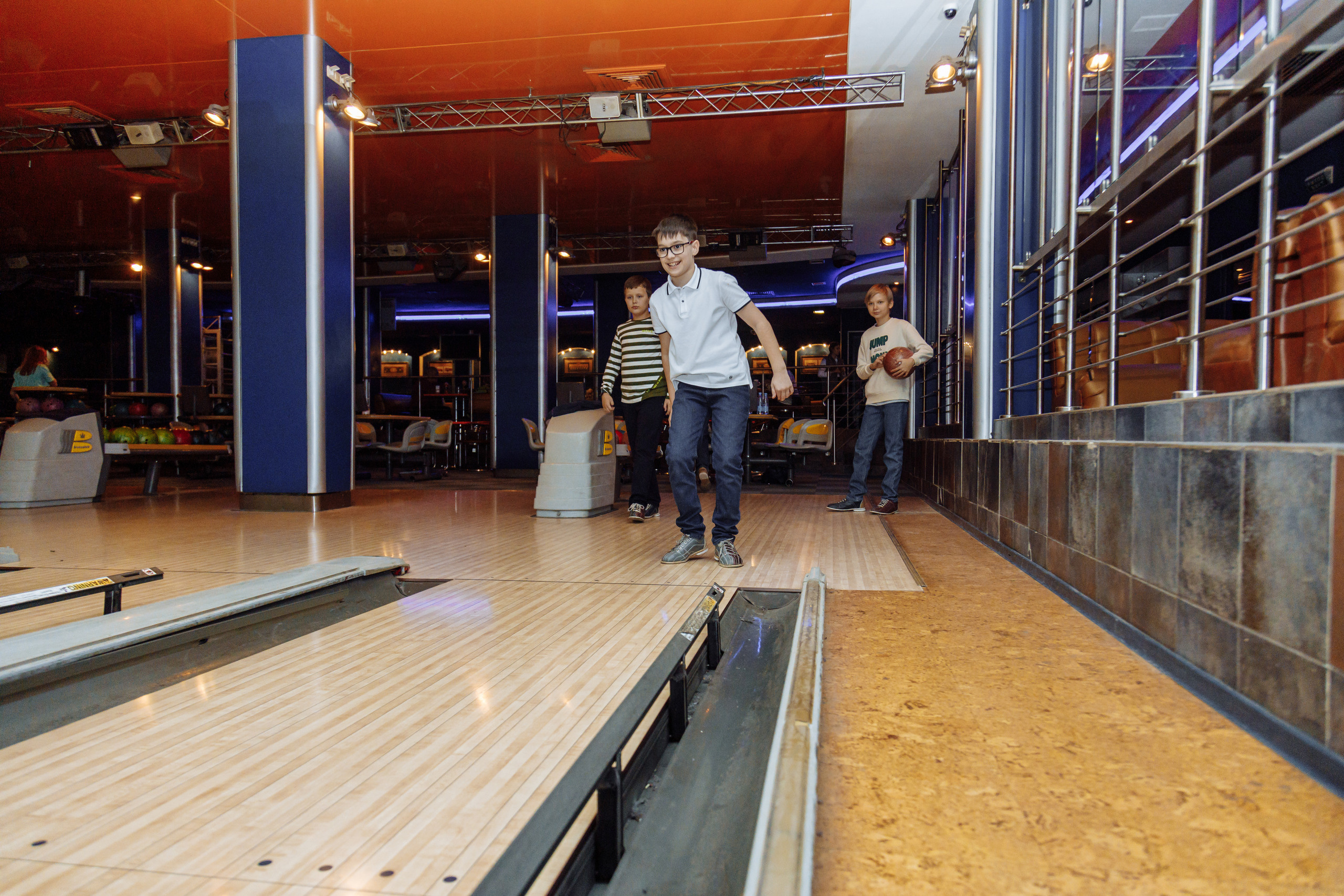 День рождения в боулинге. Фотограф, видеограф