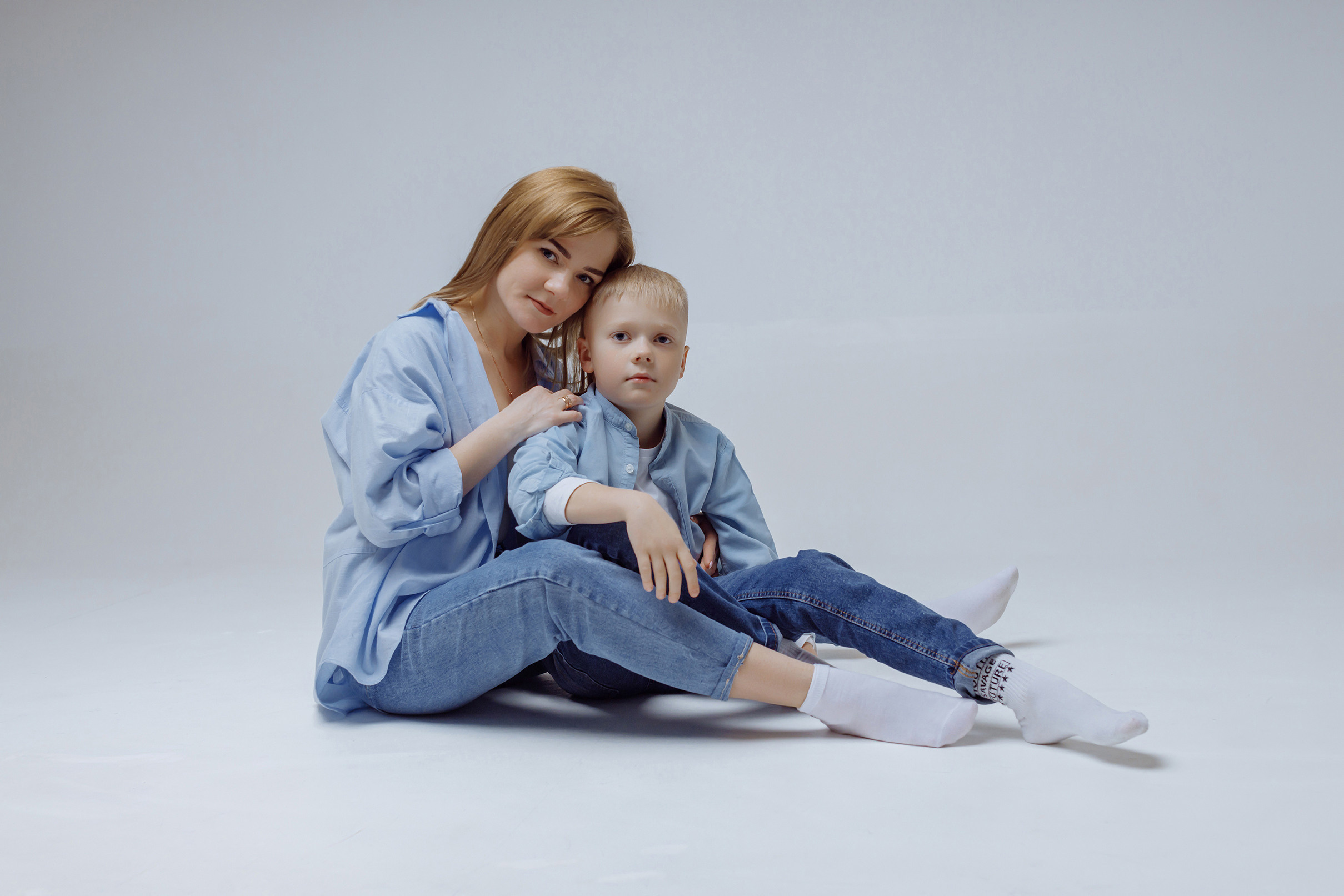 В студии. Фотограф, видеограф