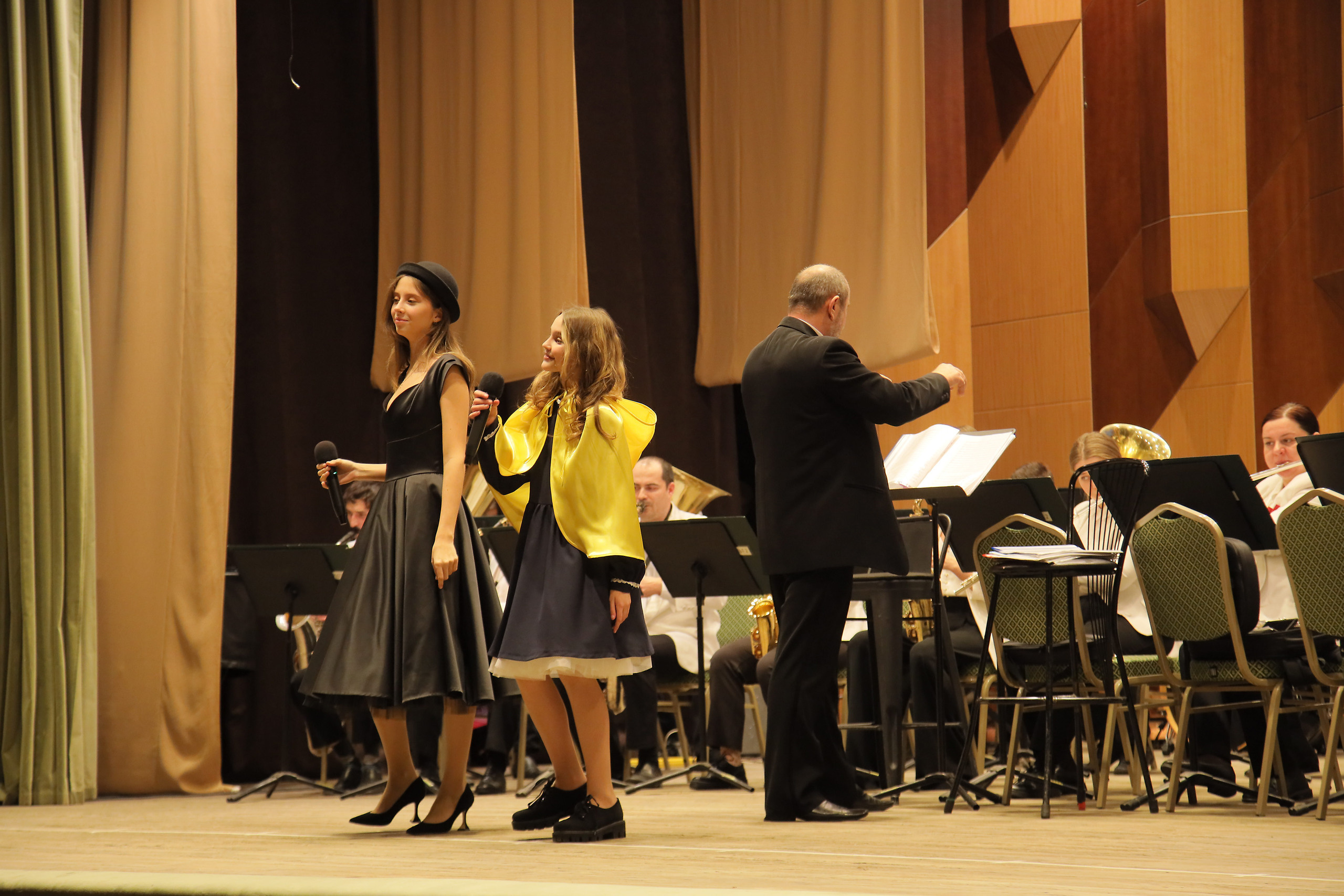 Отчётный концерт в филармонии. Фотограф, видеограф