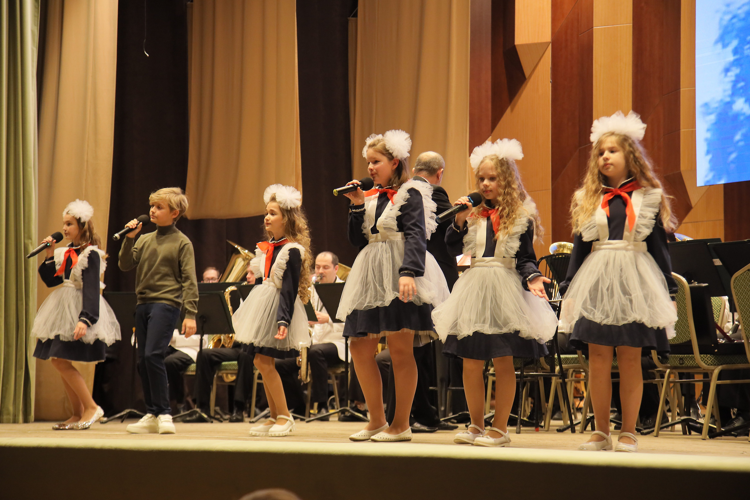 Отчётный концерт в филармонии. Фотограф, видеограф