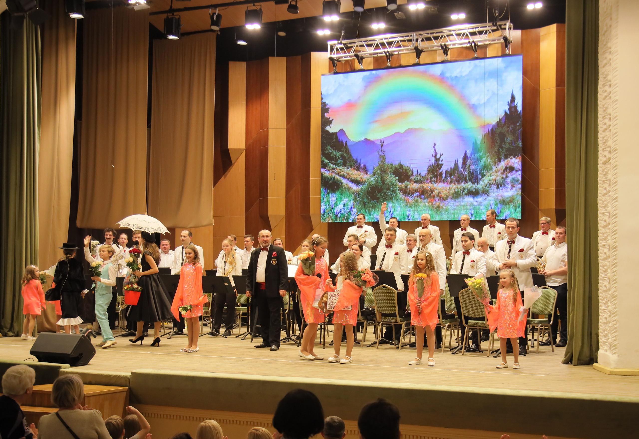 Отчётный концерт в филармонии. Фотограф, видеограф