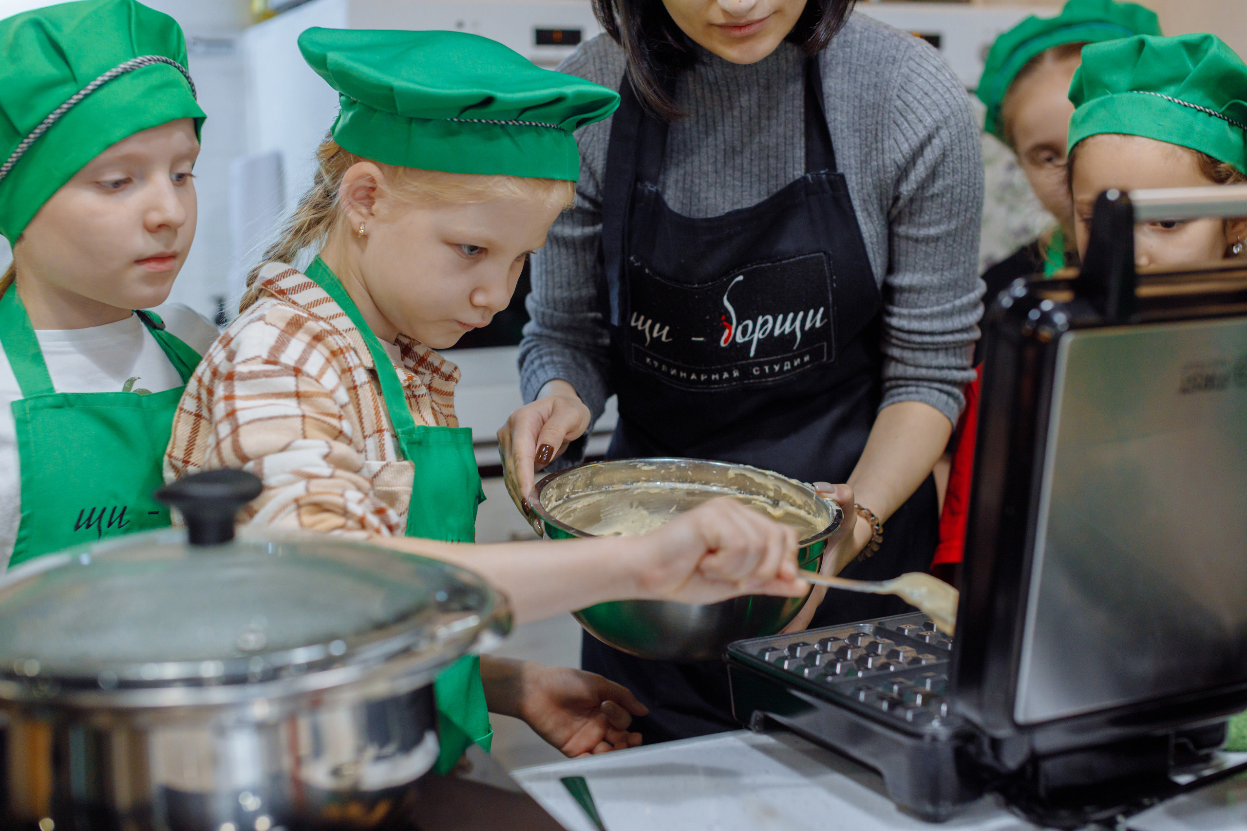 Внеклассное детское мероприятие. Фотограф, видеограф