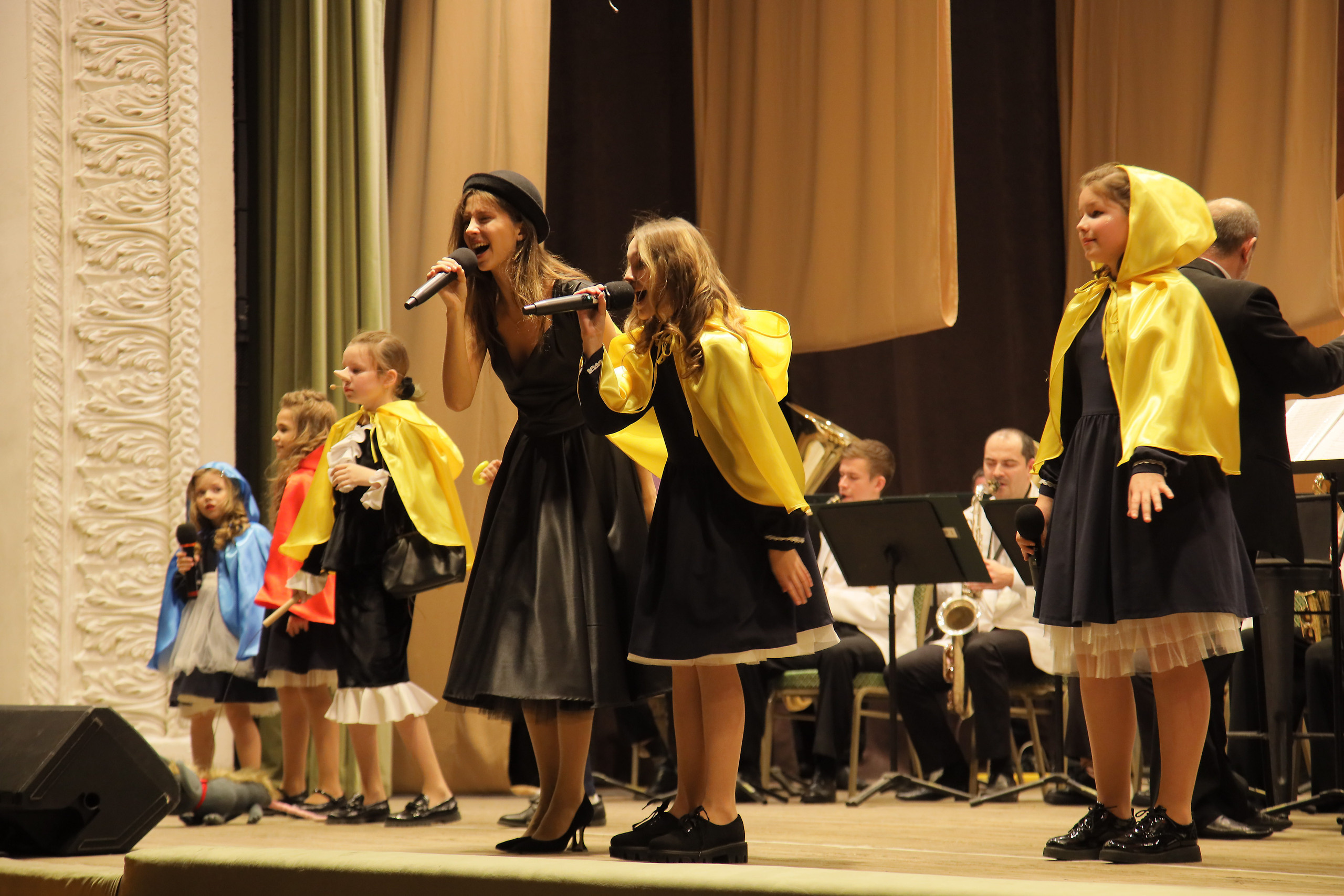 Отчётный концерт в филармонии. Фотограф, видеограф