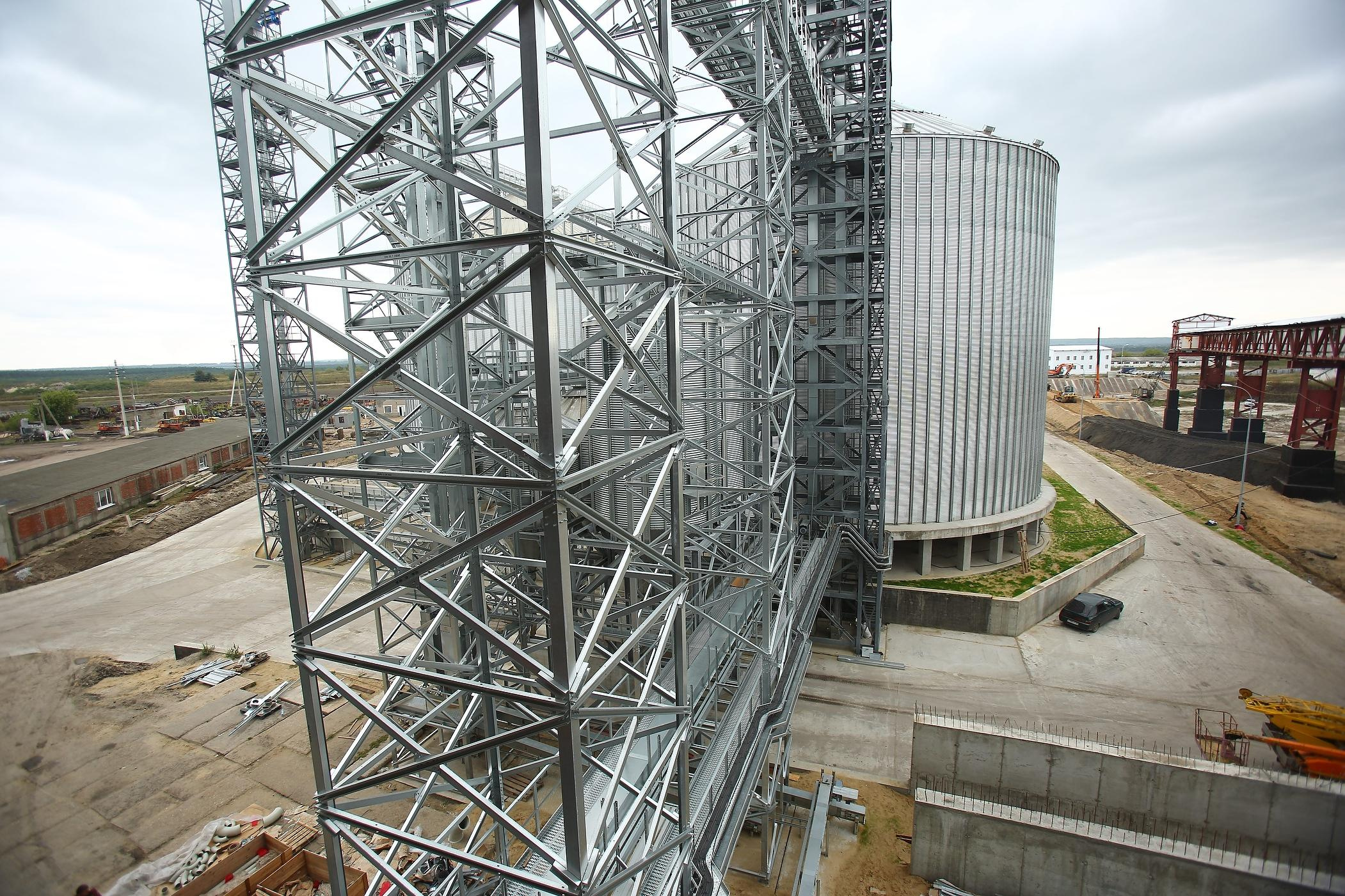 ROMAX изготовление конструкций и оборудования для зернохранилищ. Фотограф, видеограф