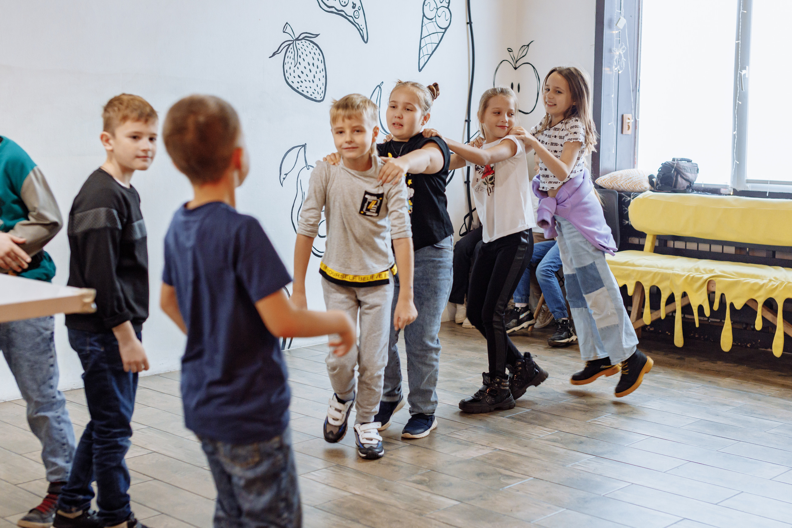 Внеклассное детское мероприятие. Фотограф, видеограф