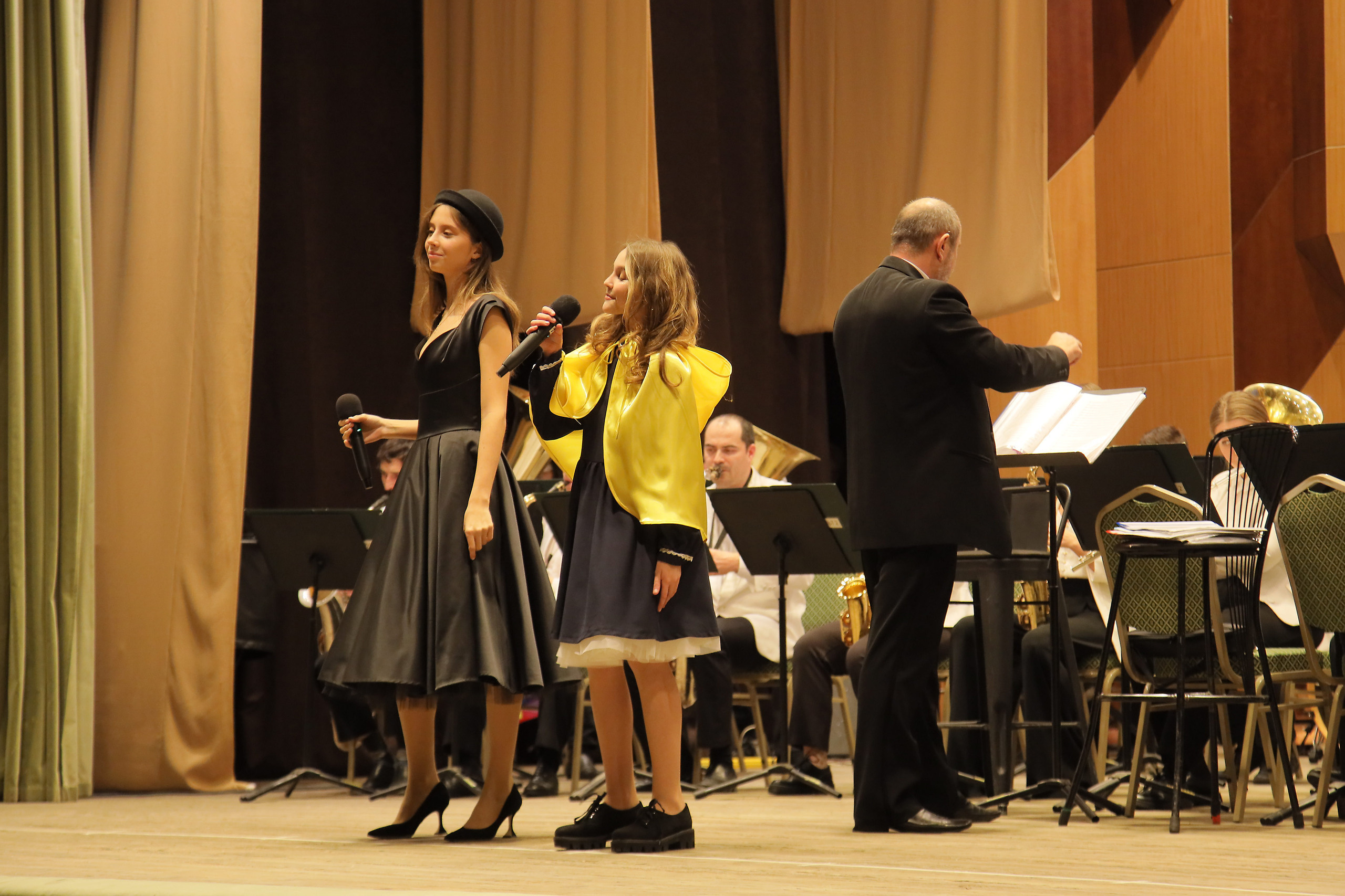 Отчётный концерт в филармонии. Фотограф, видеограф