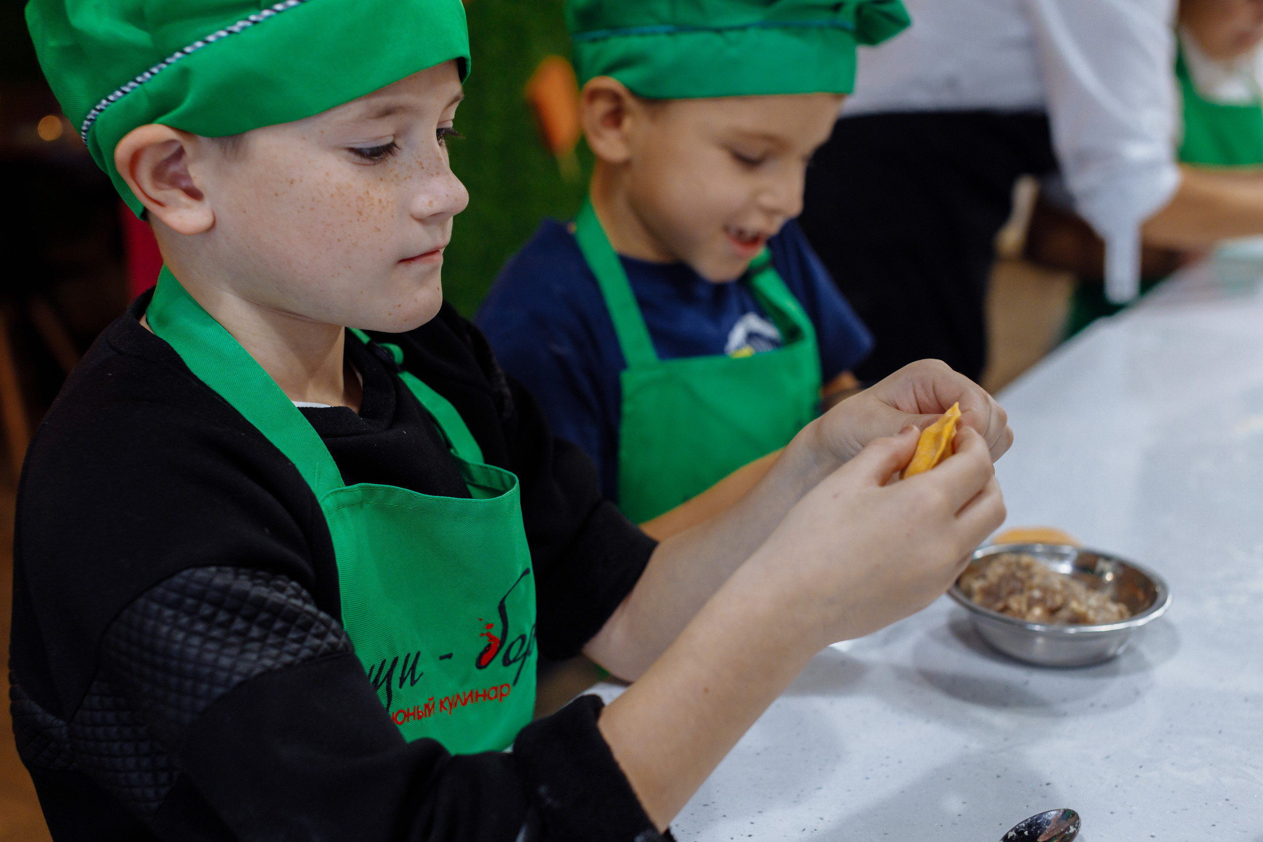 Внеклассное детское мероприятие. Фотограф, видеограф