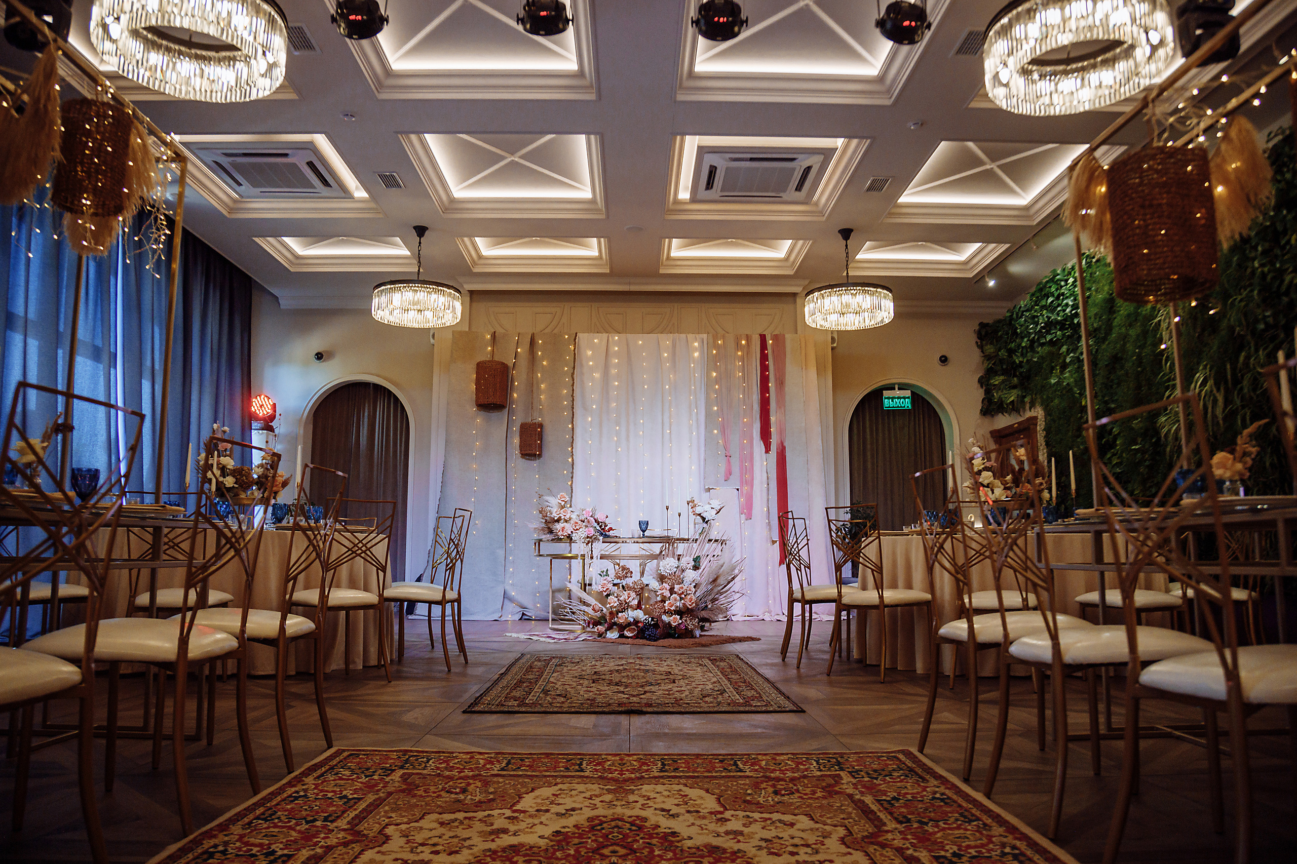 Работа декоратора. Фотограф, видеограф