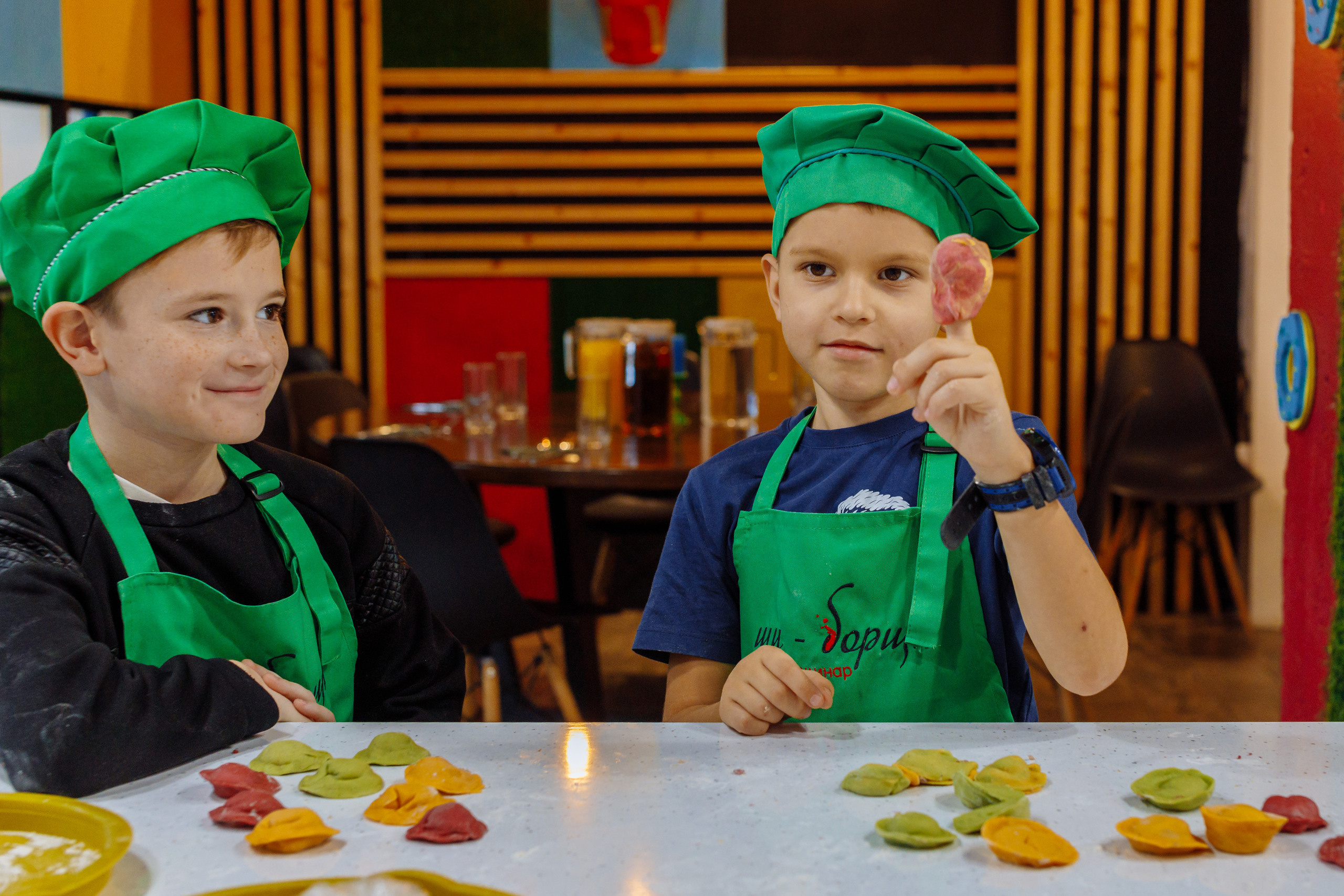 Внеклассное детское мероприятие. Фотограф, видеограф