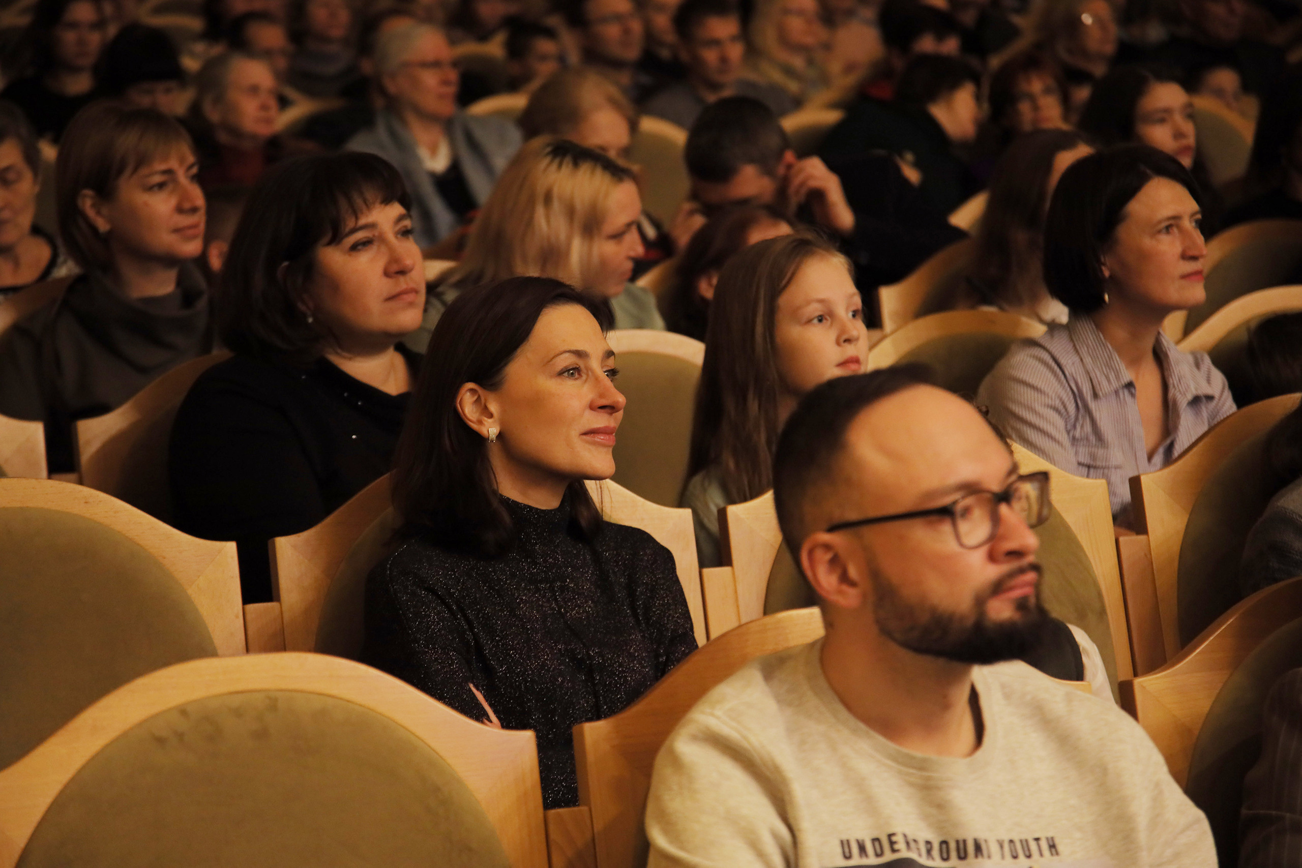 Отчётный концерт в филармонии. Фотограф, видеограф