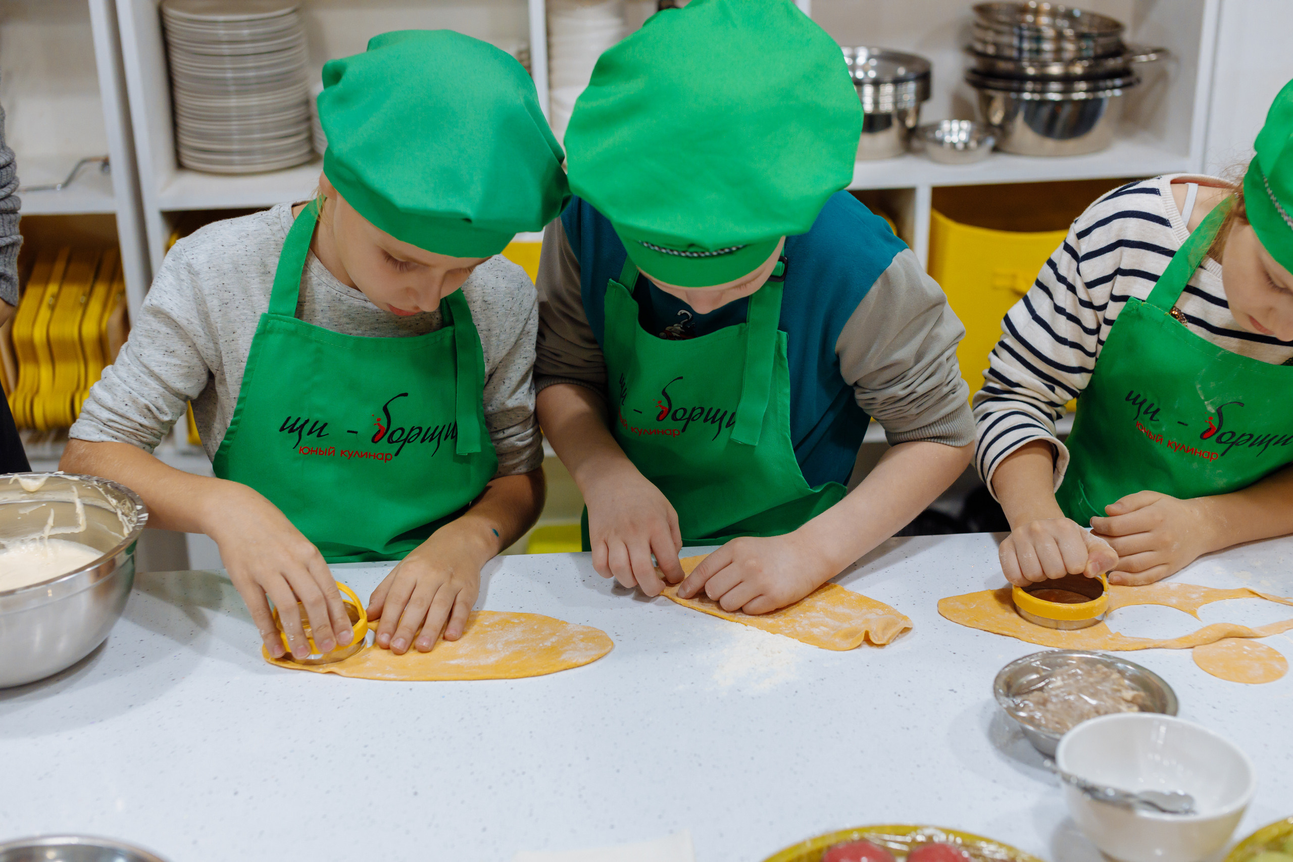 Внеклассное детское мероприятие. Фотограф, видеограф