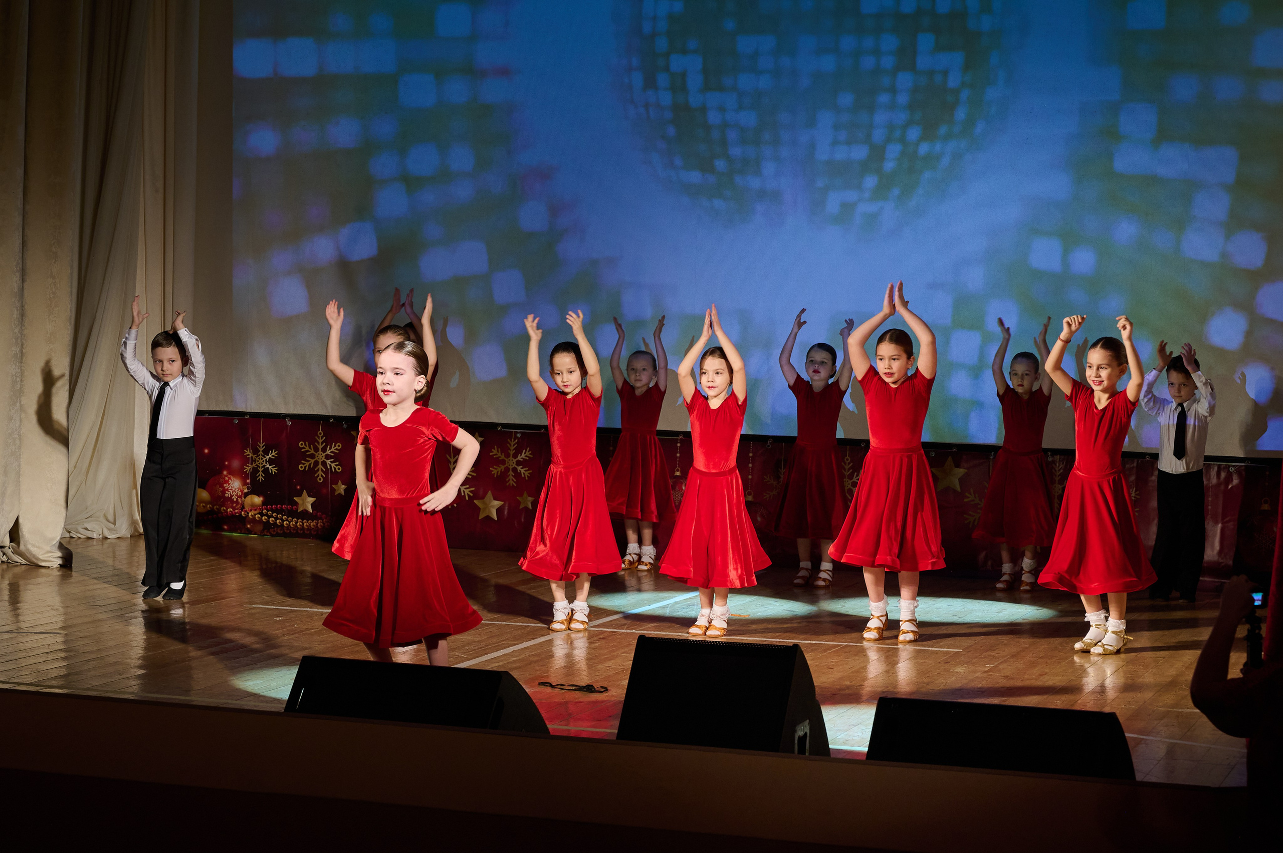 Новогодний концерт. Жизнь курорта Кабардинка в фотографиях