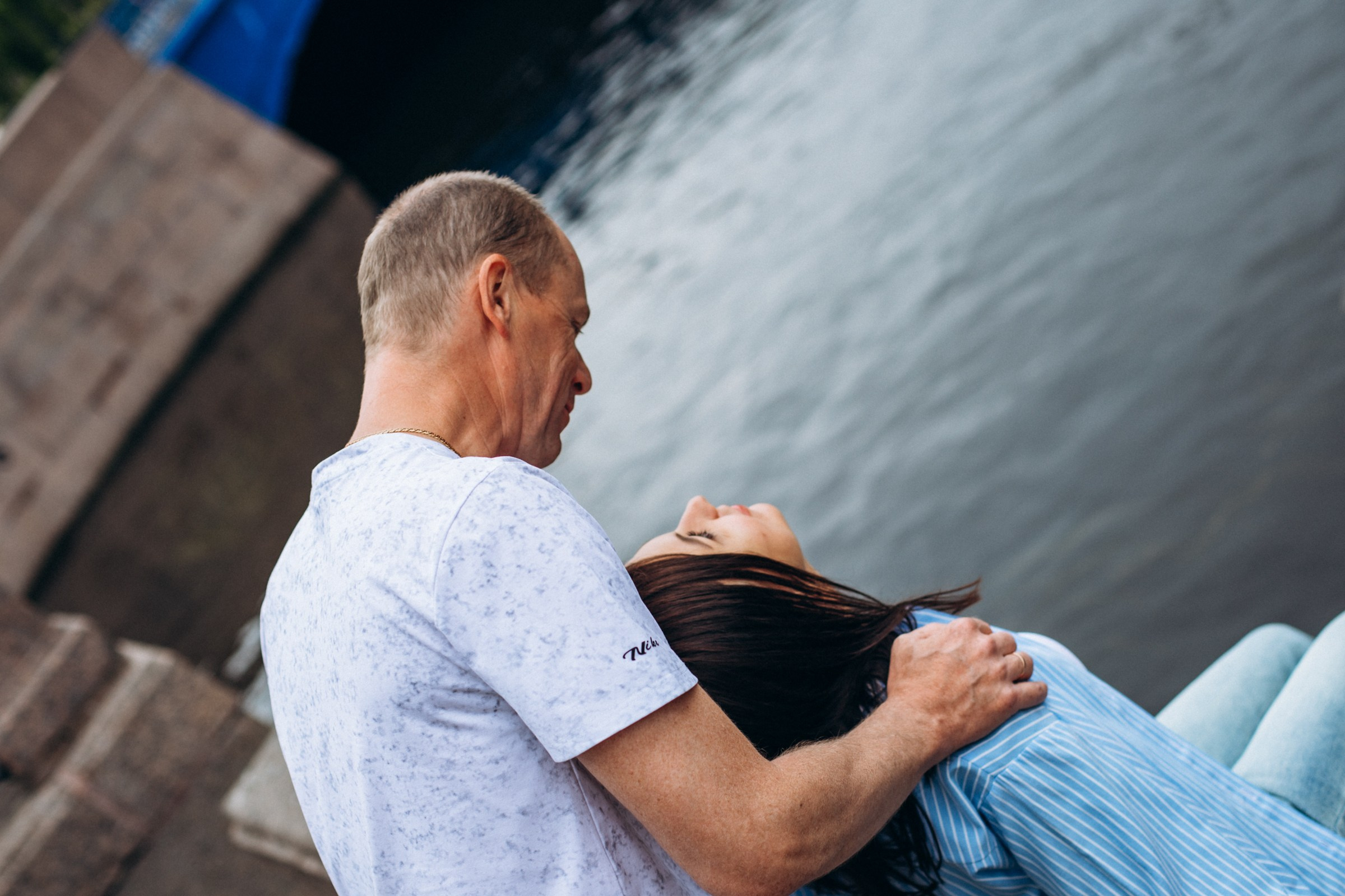 Алексей и Наталья в июне. Фотопрогулка в Петербурге. Индивидуальный и семейный фотограф в Санкт-Петербурге