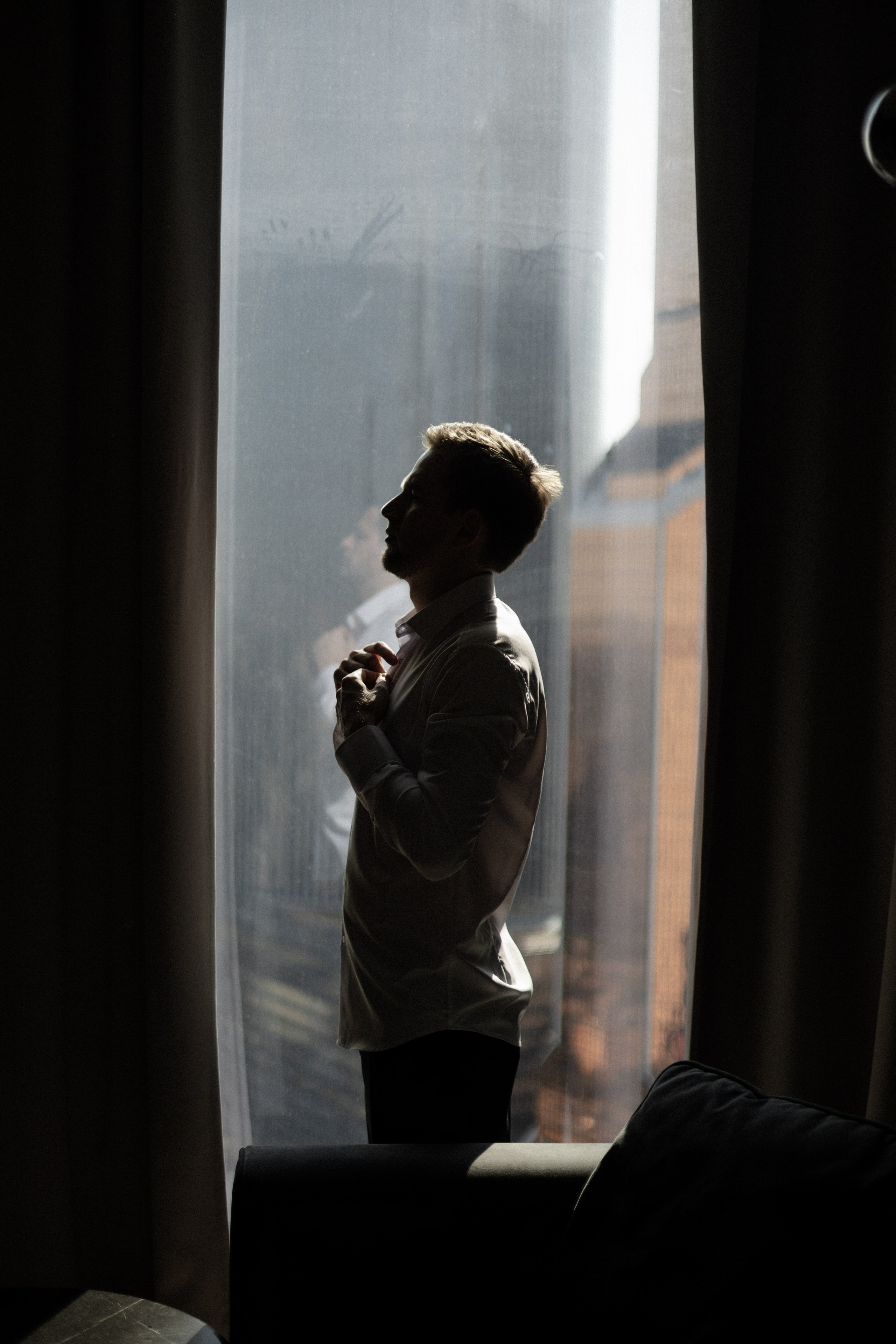 Арина и Дима. Сборы, роспись и прогулка. Свадебный и портретный фотограф в Москве Анастасия Масюк