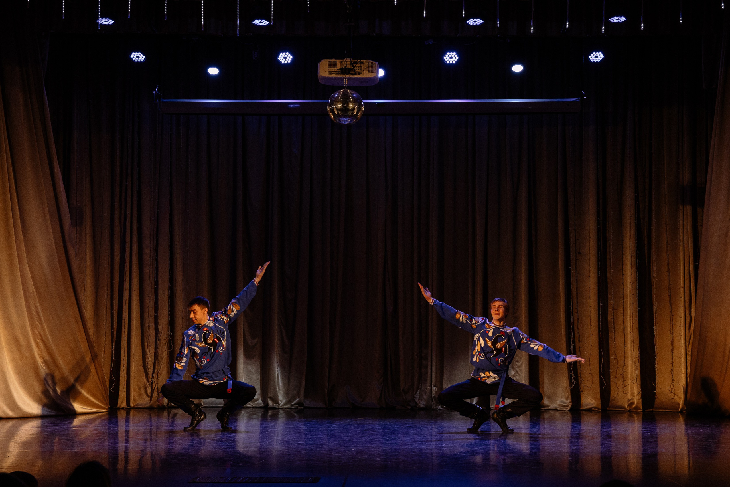 Сибирские узоры ДК Ефремова. Фотограф Юлия Мальцева