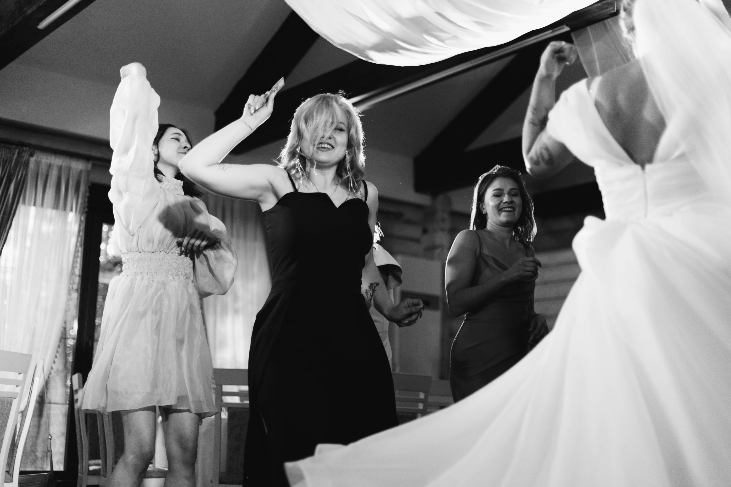 Фотограф на свадьбу. Фотограф в Минске Ира Сюбарева