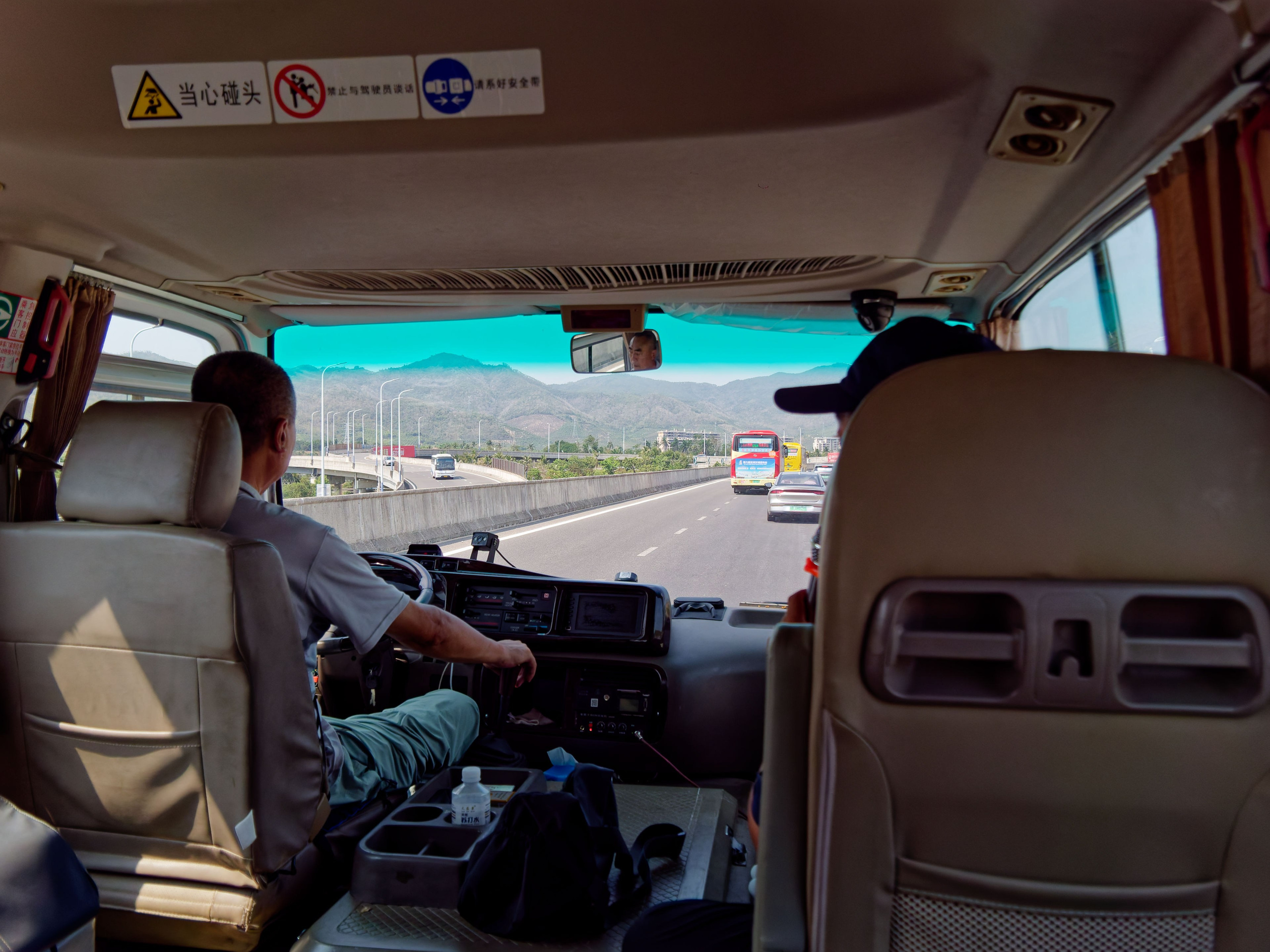 Хайнань 2026, улицы Ялунвань и Саньи. Фотопрогулки по Миру