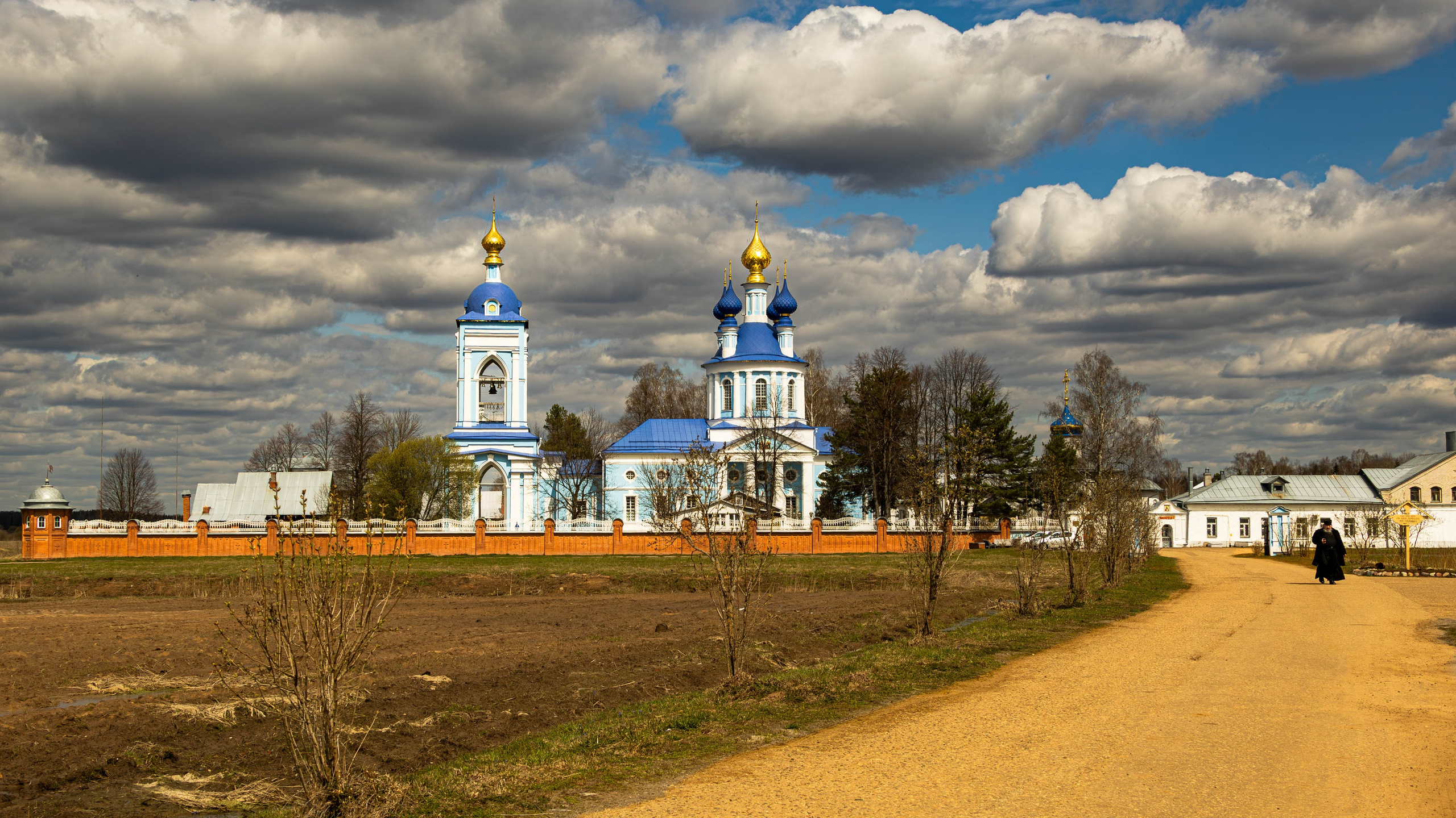 По Святым местам. АЛЕКСЕЙ КОЛМАКОВ. Фотограф. Москва и Московская область