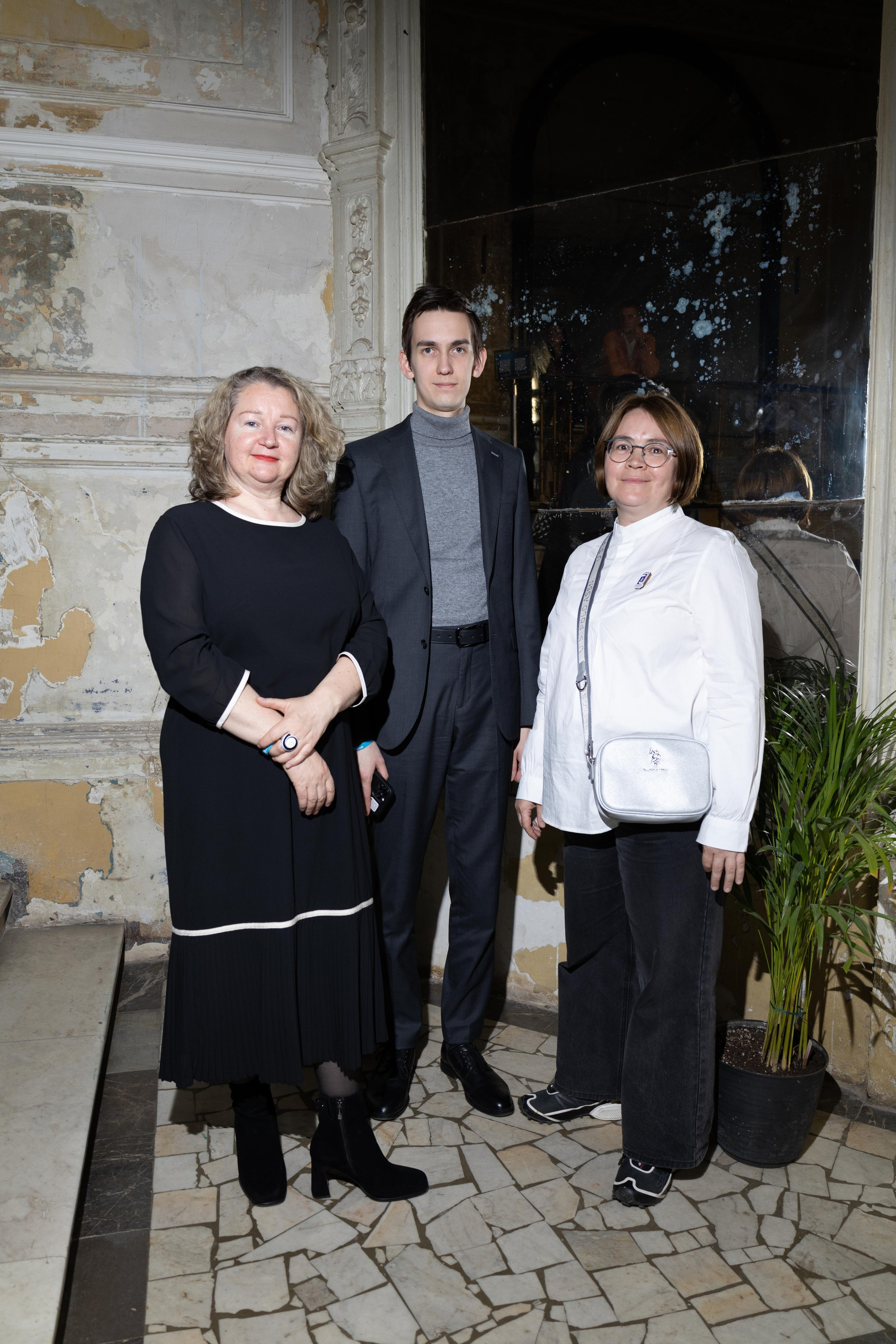 Producers' meeting. VICTORIA SHU