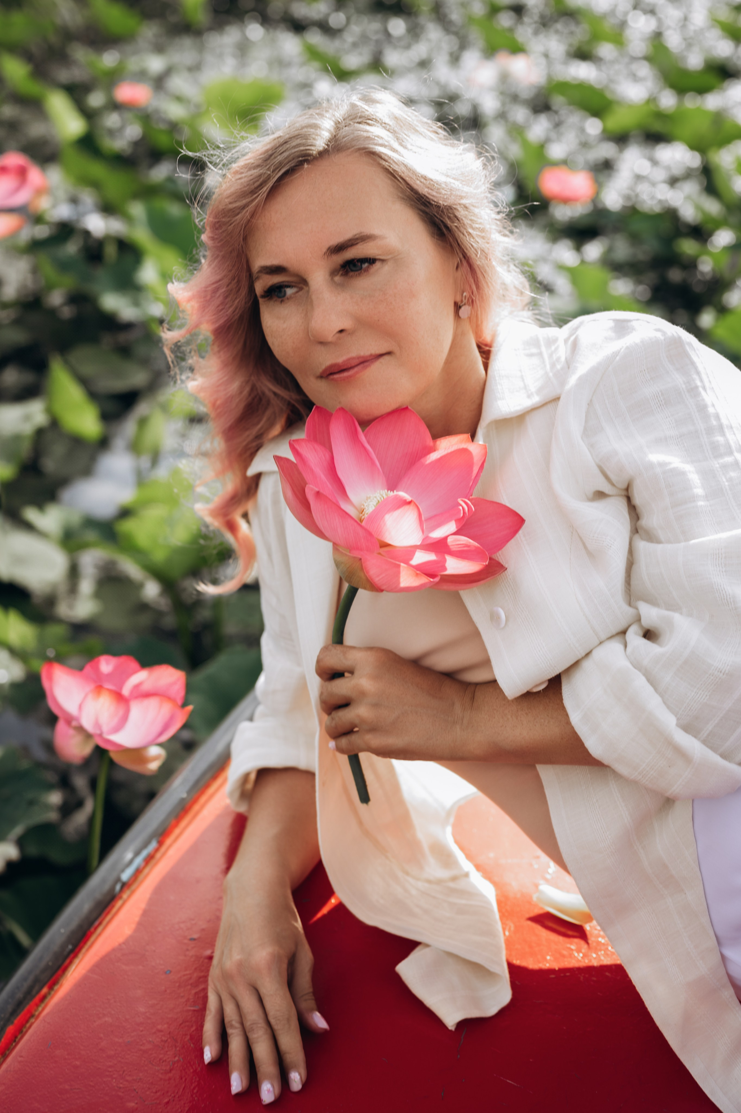 Лада и лотосы. Фотограф Горбенко Анна