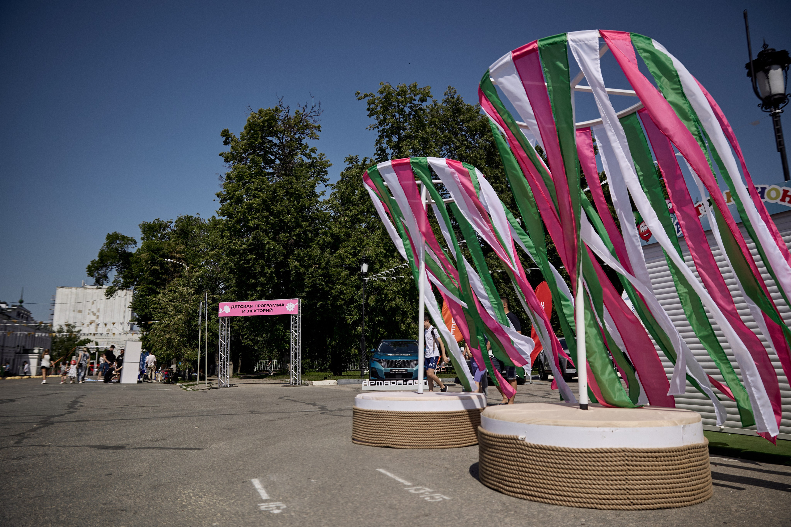 Солнечный ритм Фестиваля. Студия декора НикитинаДекор — оформление мероприятий в Ульяновске. Профессиональное создание эксклюзивных декораций