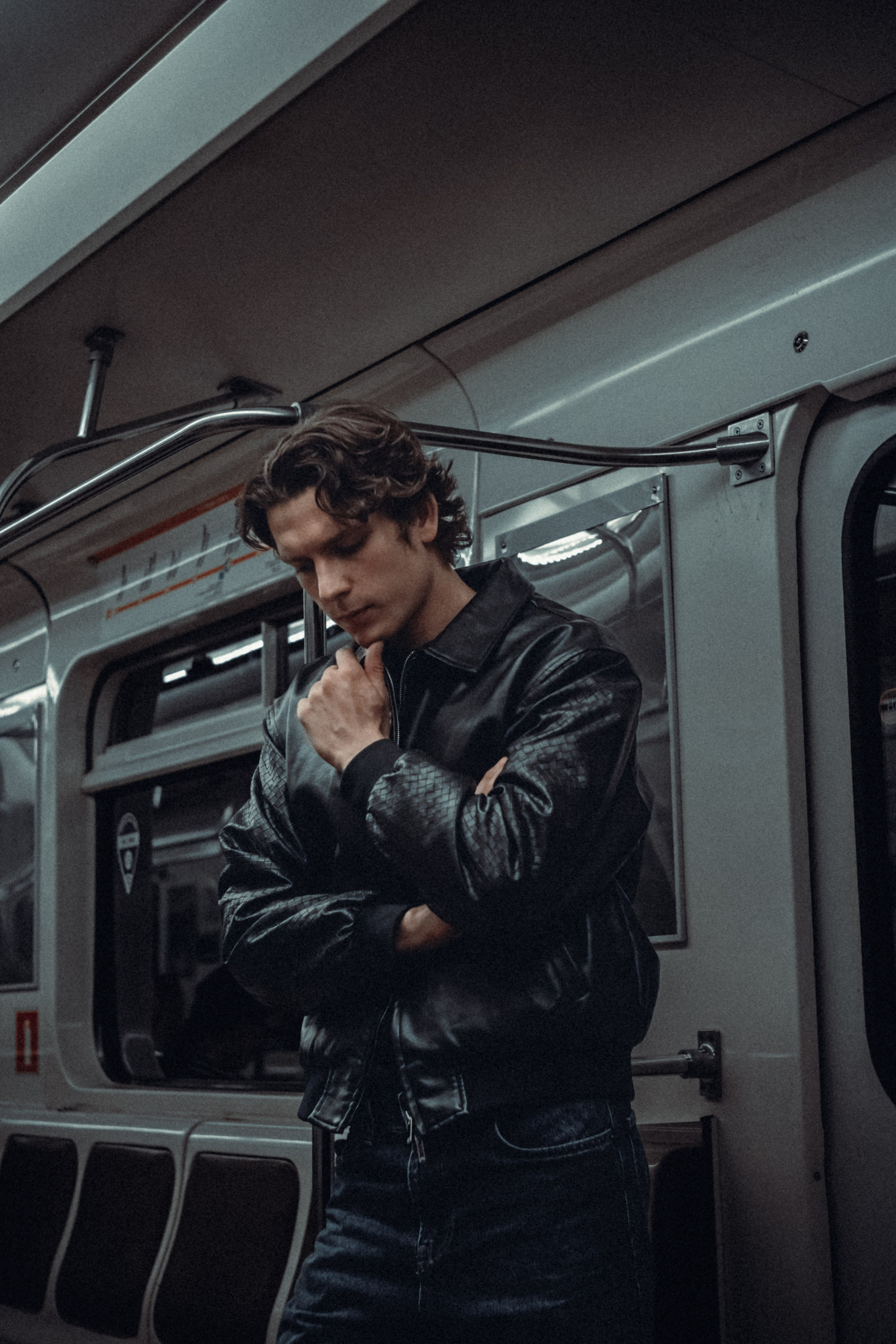 Метро. Даня. Ph___tina