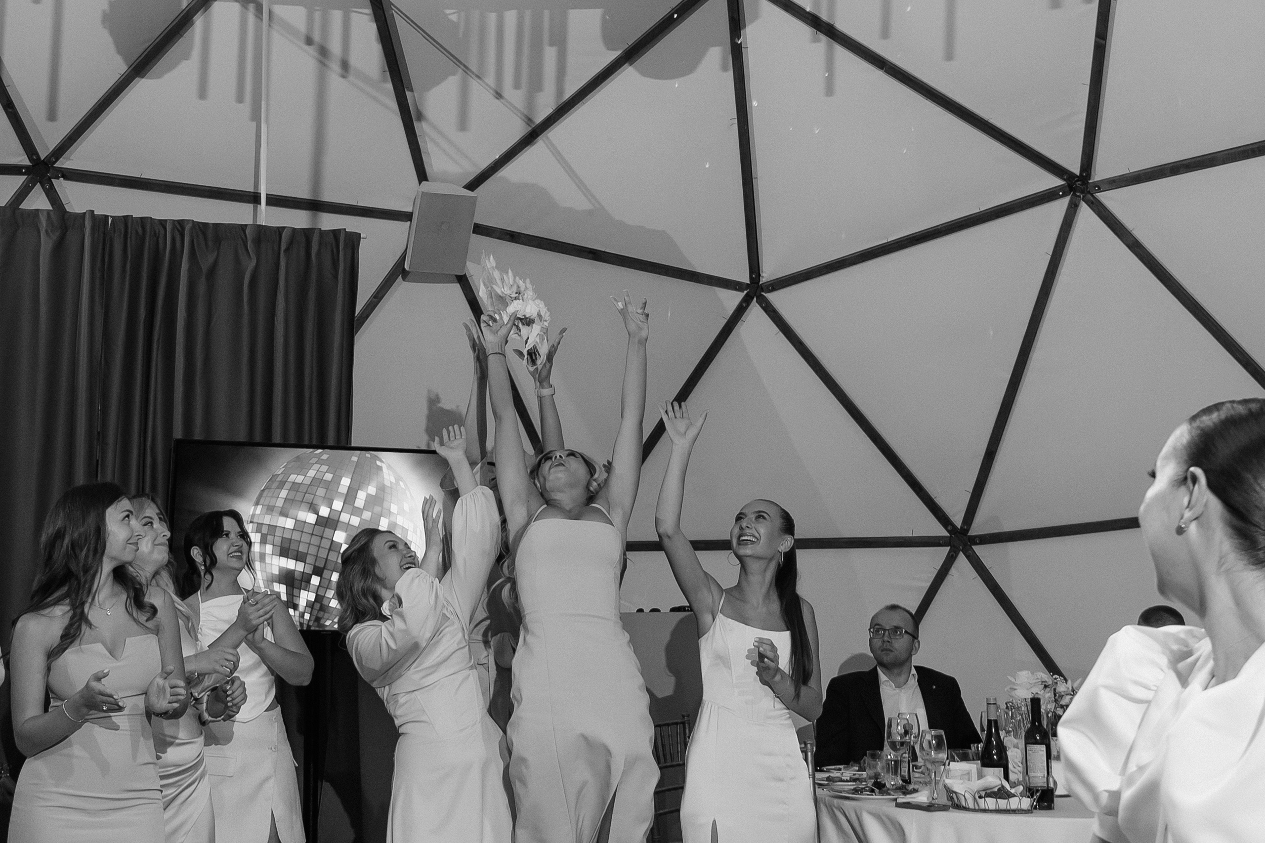 ANONS. Мария — Свадебный фотограф