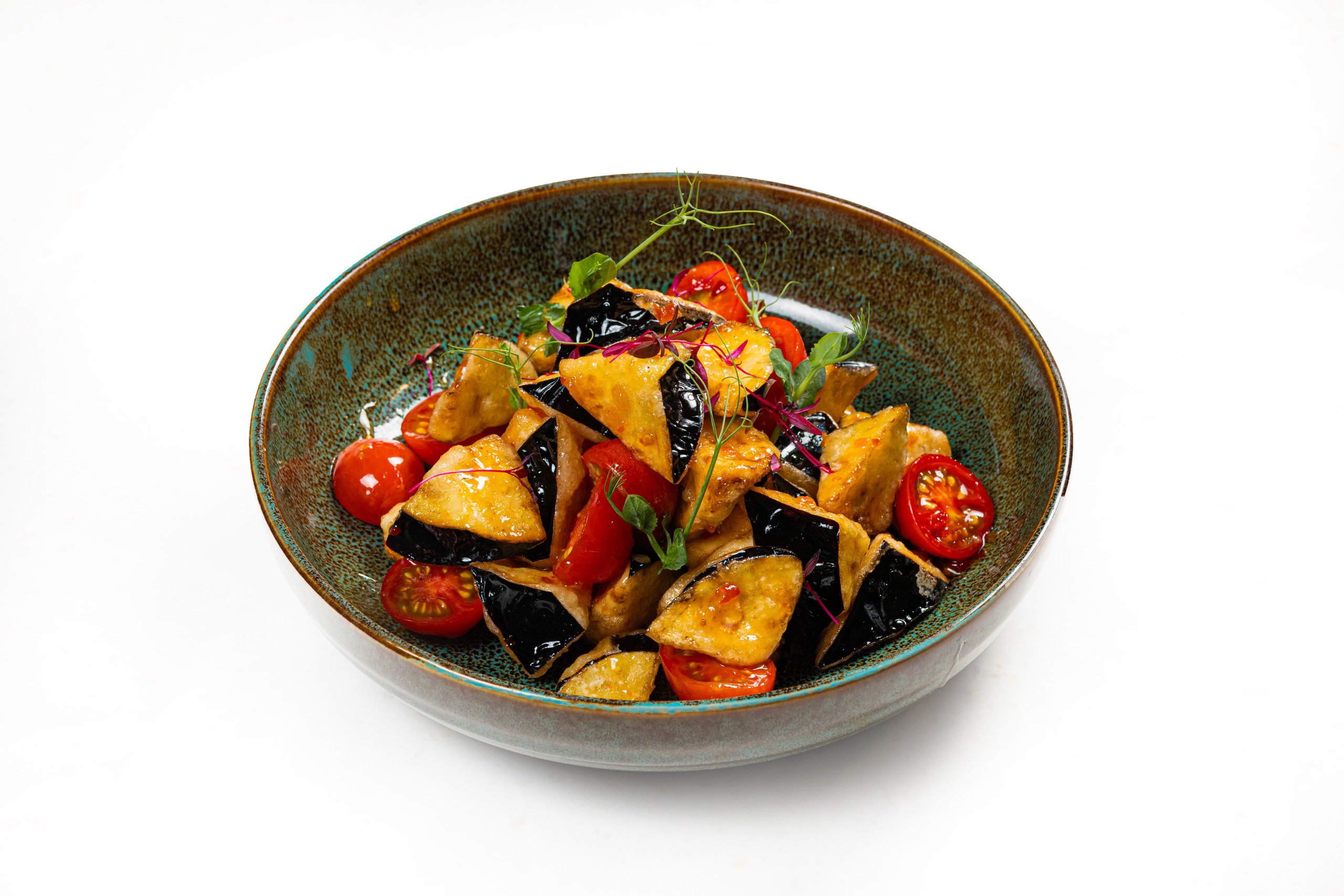 Фотосъемка на белом фоне. Фотограф в Алматы Велиляева Алена