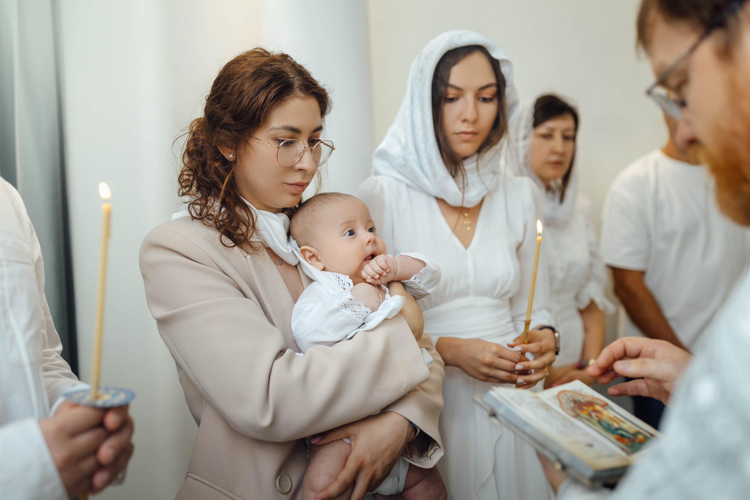 Крещение Павла, храм Святой Троицы, июль 2026. Свадебный и семейный фотограф Минск, Вера Климович