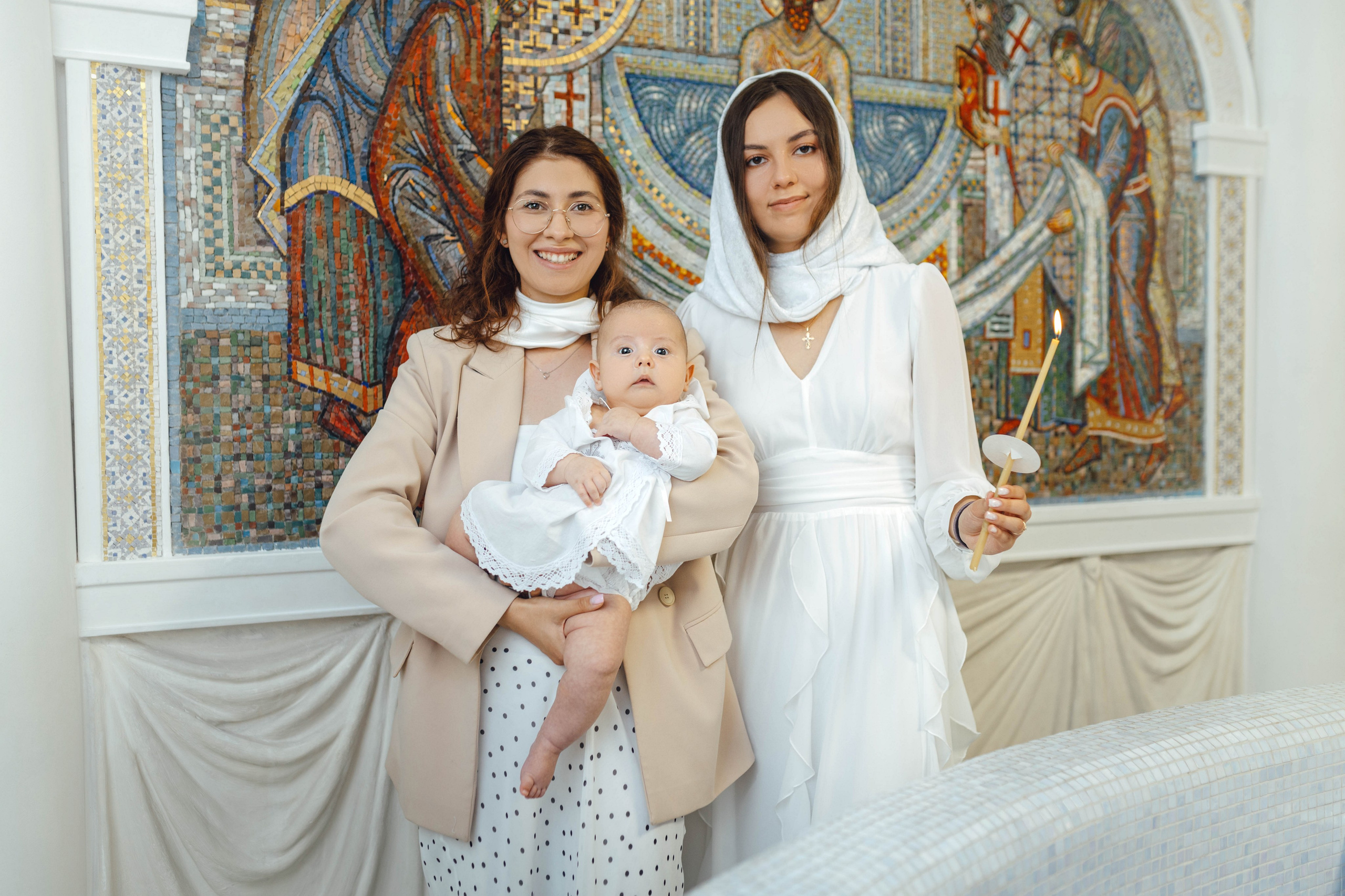 Крещение Павла, храм Святой Троицы, июль 2026. Свадебный и семейный фотограф Минск, Вера Климович