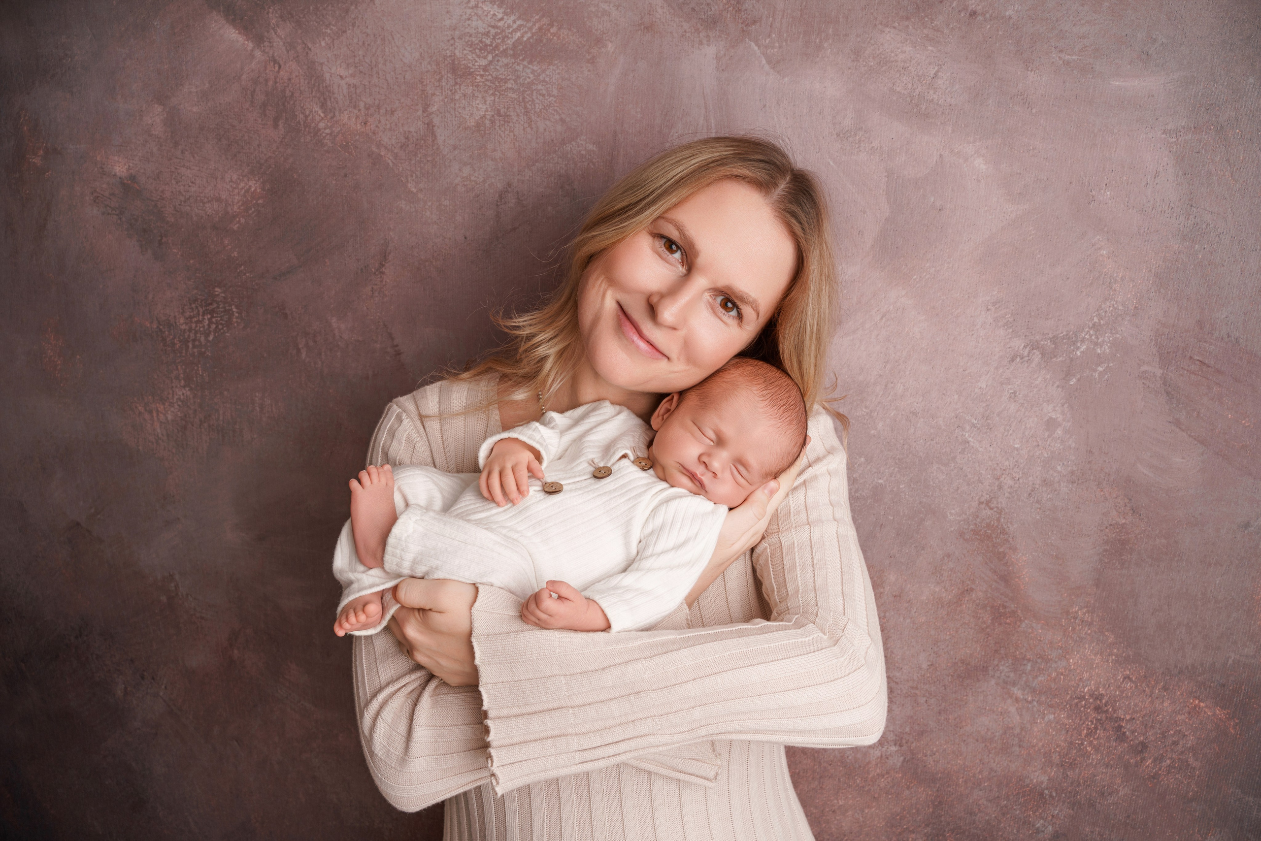 Семейные фотосессии с новорожденными | Трогательные кадры малышей и их близких в Москве и МО. Фотосессия новорожденных в Москве и Московской области | Профессиональный фотограф newborn — Татьяна Иванова