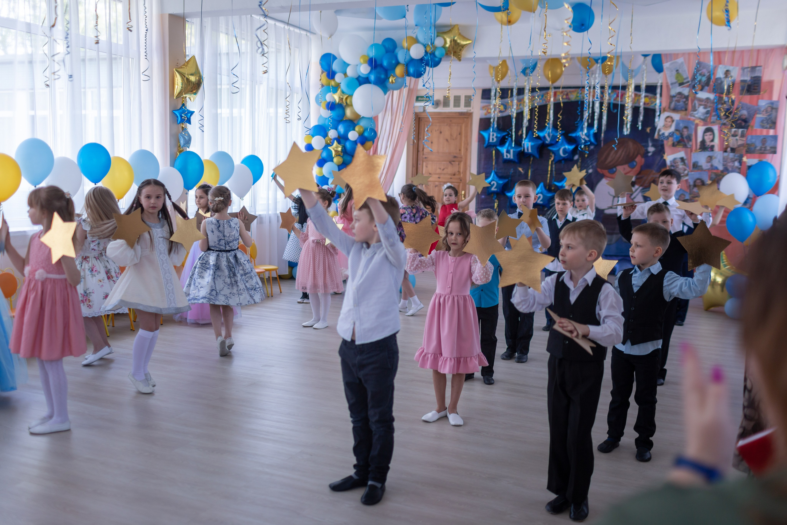 Выпускной ДС № 69_2024 год. Семейный фотограф в Санкт-Петербурге