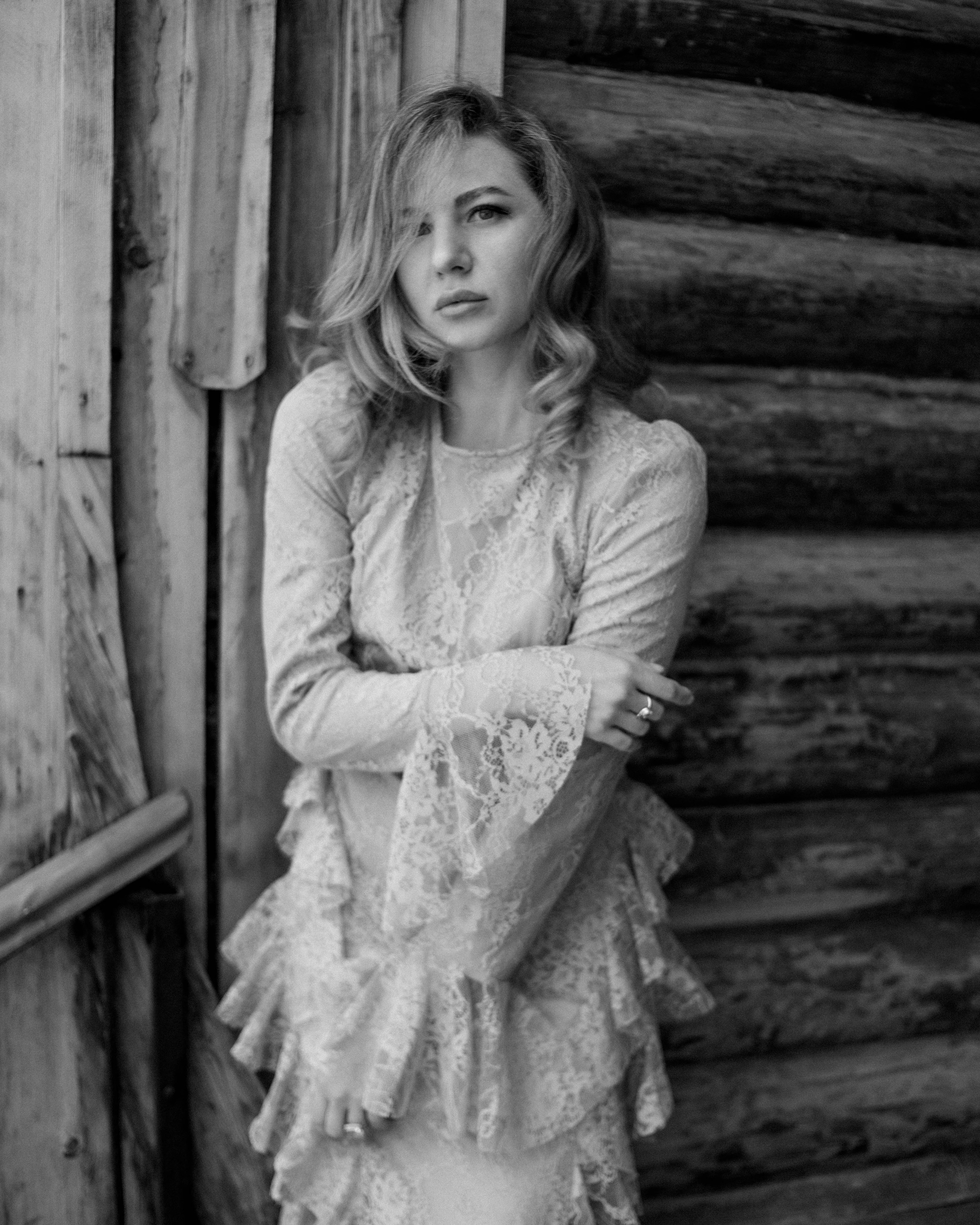 Катя. Женский фотограф. Создатель украшений ручной работы. Модель