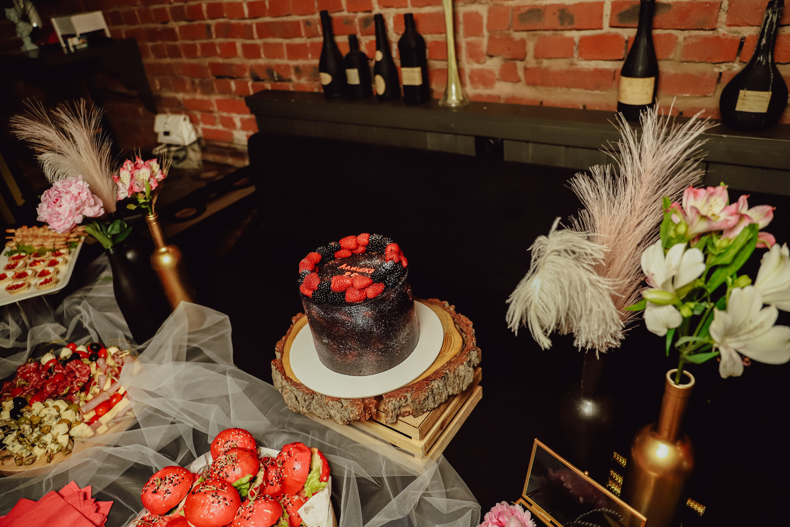 Алине 25 лет. Фотограф Надя Ю